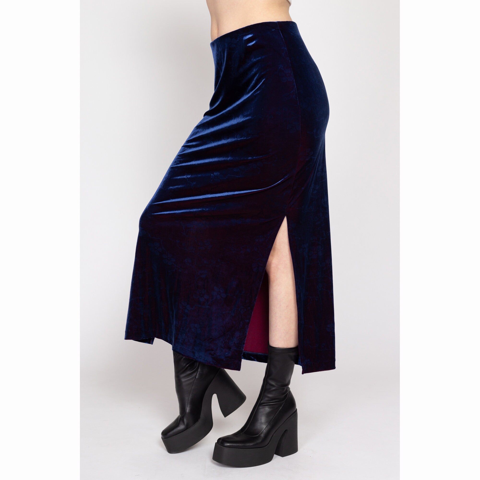 Medium 90s Iridescent Midnight Blue Floral Velvet Maxi Skirt 