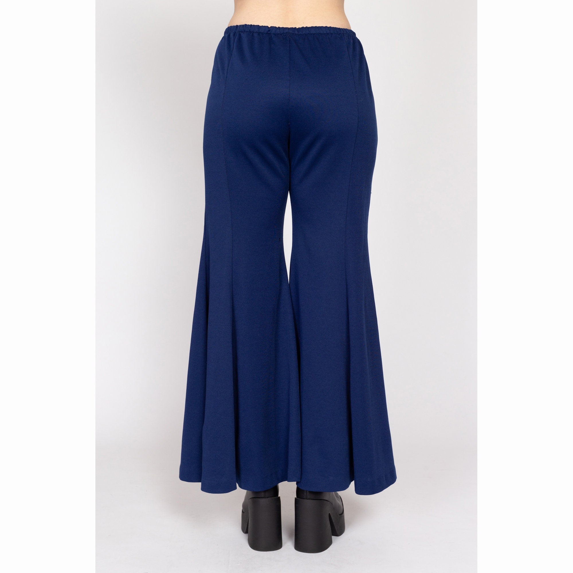 Medium 70s Navy Blue Bell Bottom Pants – Flying Apple Vintage