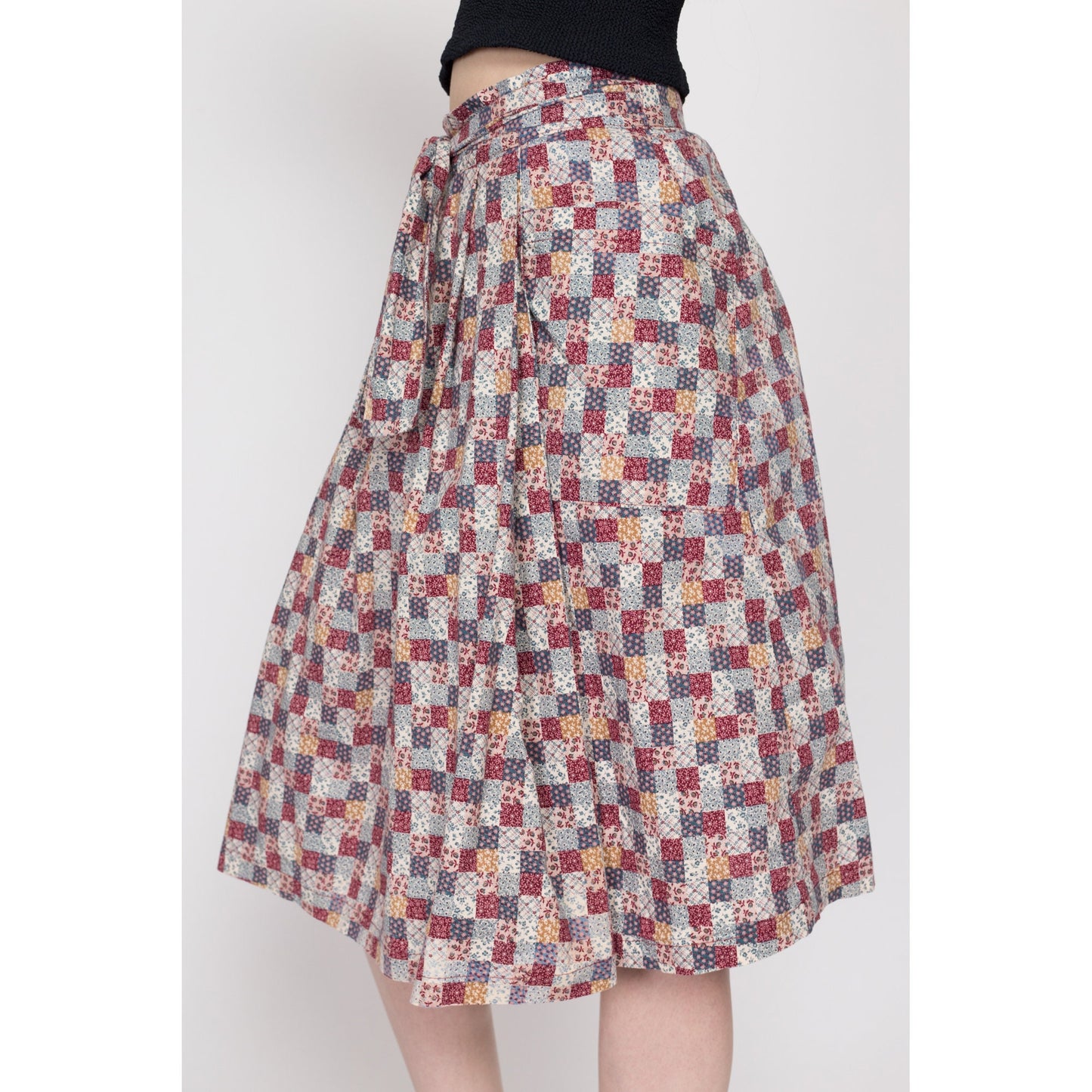 Small 70s Patchwork Calico Floral Wrap Skirt | Vintage A Line Boho Pocket Midi Skirt