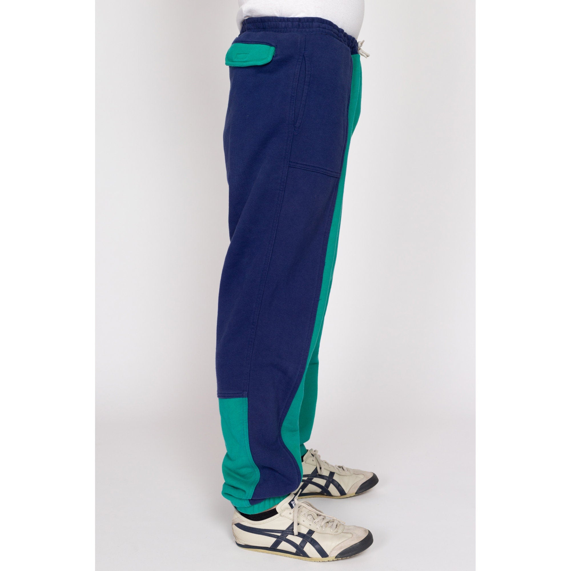 Izod joggers online