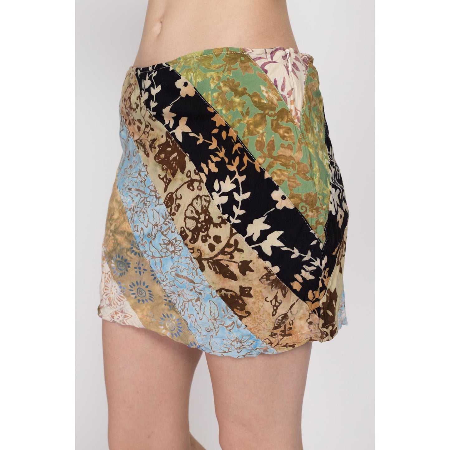 Small 90s Boho Batik Rayon Patchwork Mini Skirt | Vintage Mid Rise A Line Hippie Floral Skirt