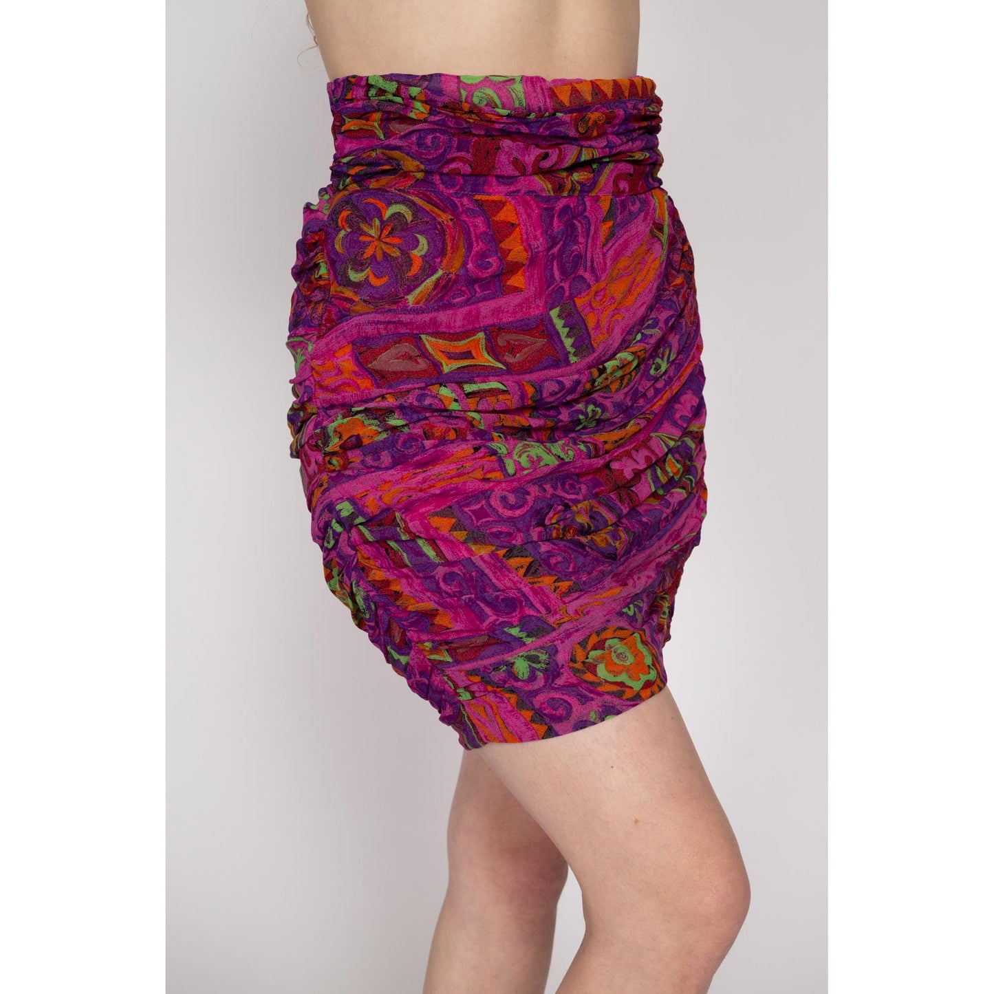 Medium 80s Hot Pink Batik Ruched Mini Skirt | Vintage Super High Waist Fitted Floral Print Skirt