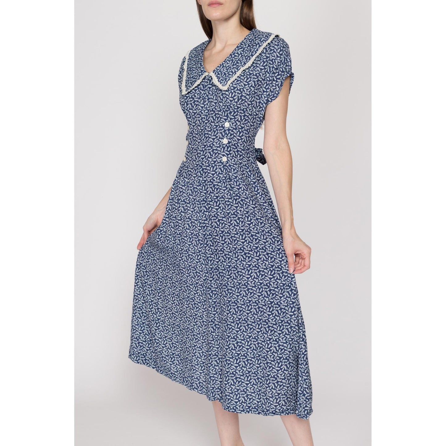 Small 80s Does 40s Blue Floral Midi Dress | Vintage Lace Trim Chelsea Collar Cap Sleeve Tie Back Secretary Dress