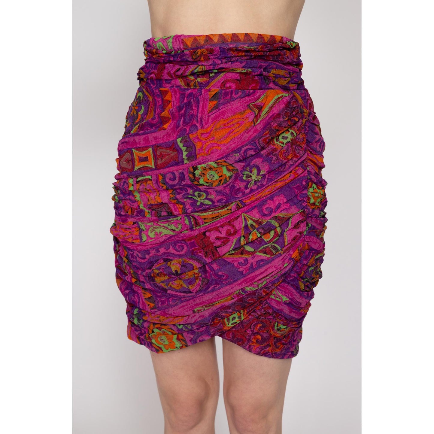 Medium 80s Hot Pink Batik Ruched Mini Skirt | Vintage Super High Waist Fitted Floral Print Skirt