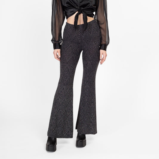 Medium Y2K Black & Silver Metallic Knit Bell Bottoms | Vintage High Waisted Stretchy Flared Pants