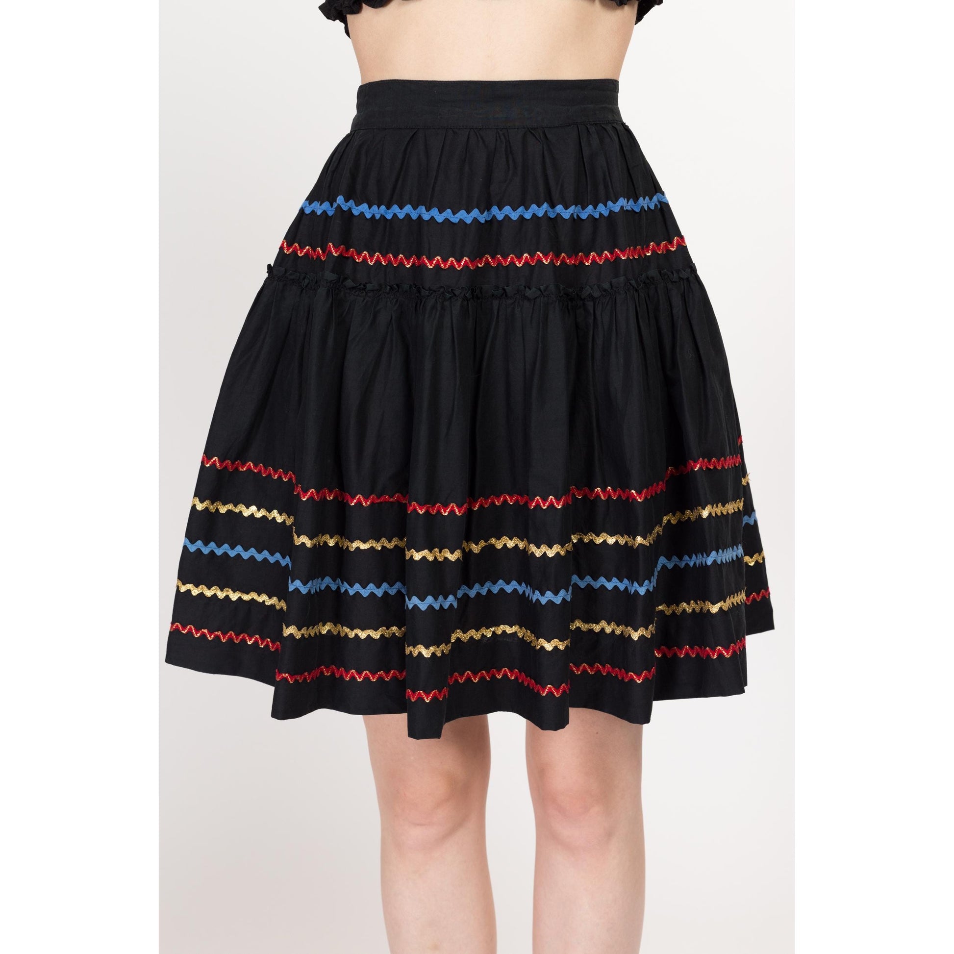 XS 50s 60s Black Fiesta Patio Circle Skirt 24.5" | Vintage Metallic Ric Rac Striped Trim Southwestern Mini Skirt