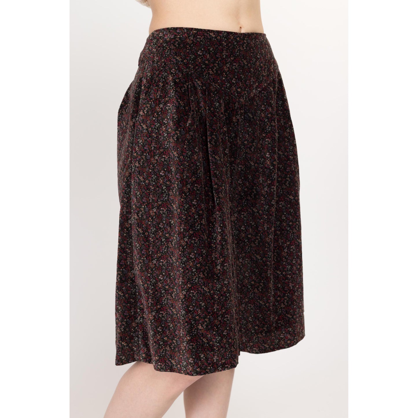 XS 70s Dark Floral Velvet Shorts 25" | Vintage Pleated Wide Leg Culottes