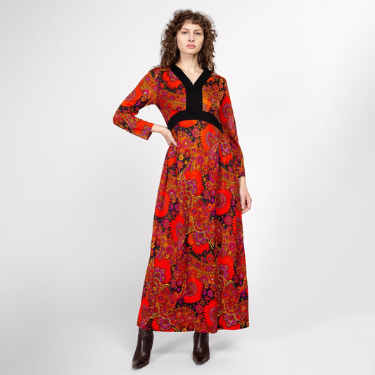 Medium 70s Psychedelic Red Floral Maxi Dress | Vintage Boho Long Sleeve Loungewear Hostess Dress