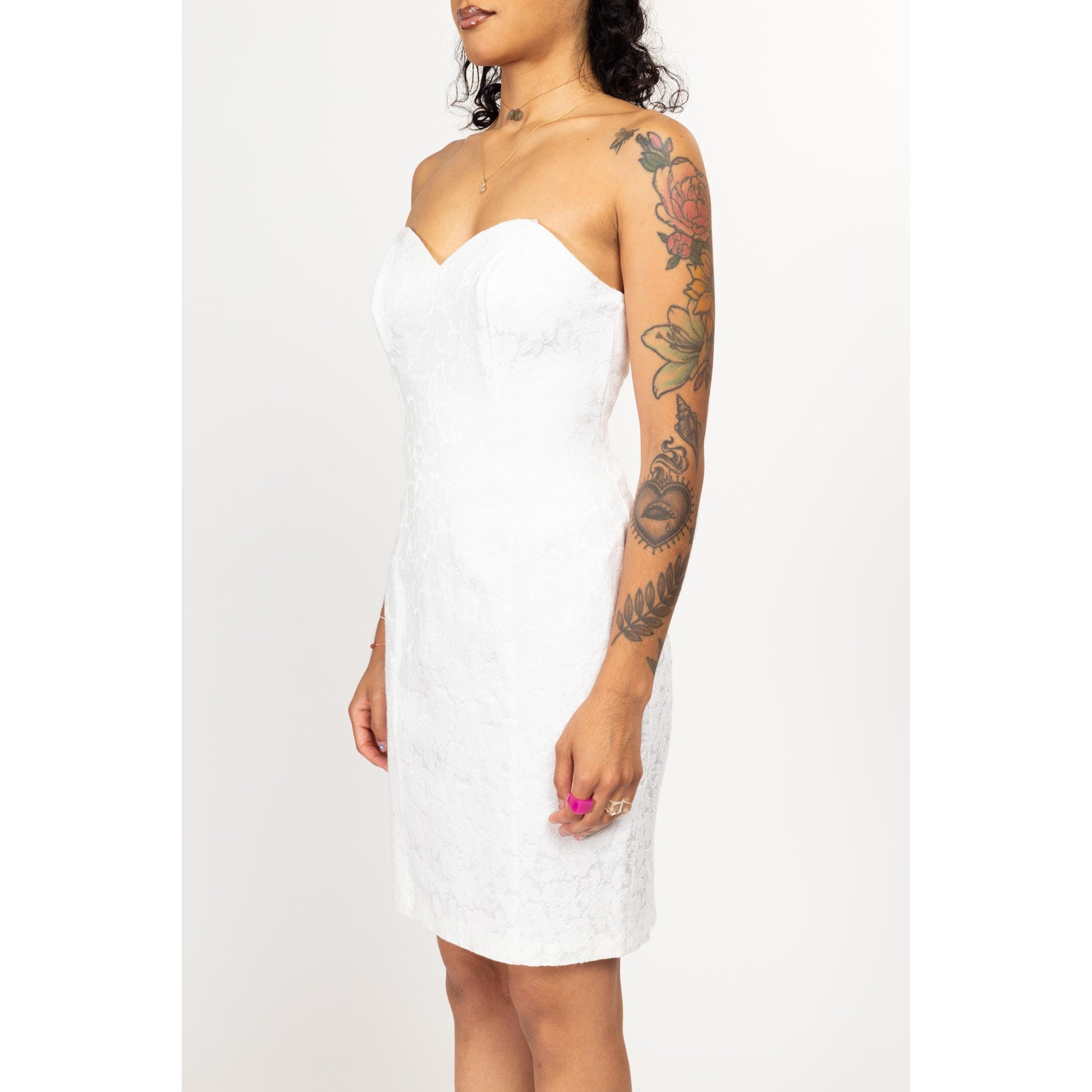 Medium 80s White Jacquard Strapless Mini Dress | Vintage Sweetheart Neck Fitted Cocktail Party Dress