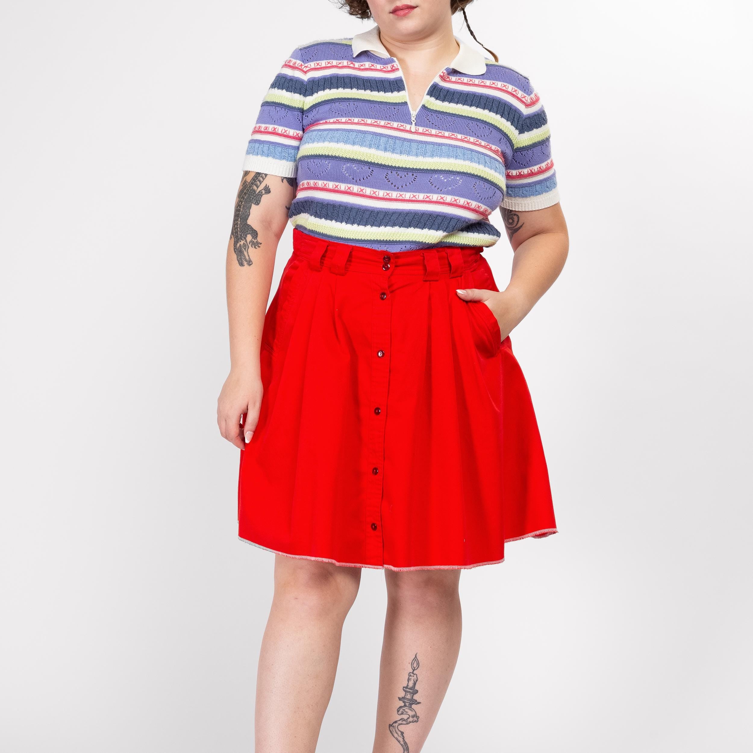 Red 80s skirt / mid size cheapest / medium size/ retro