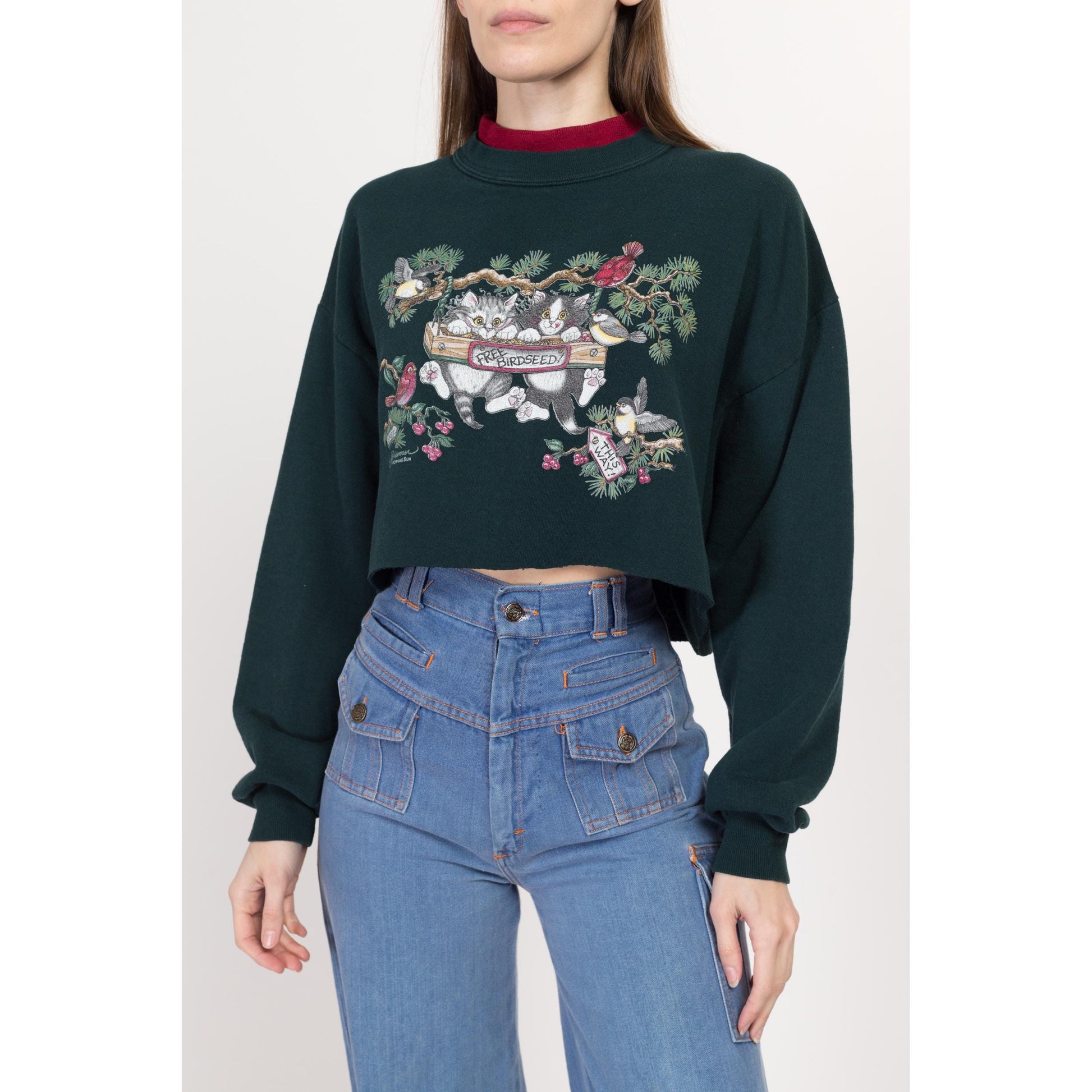 Large 80s Kittens "Free Birdseed" Cropped Sweatshirt | Vintage Green Cute Animal Pullover Crop Top