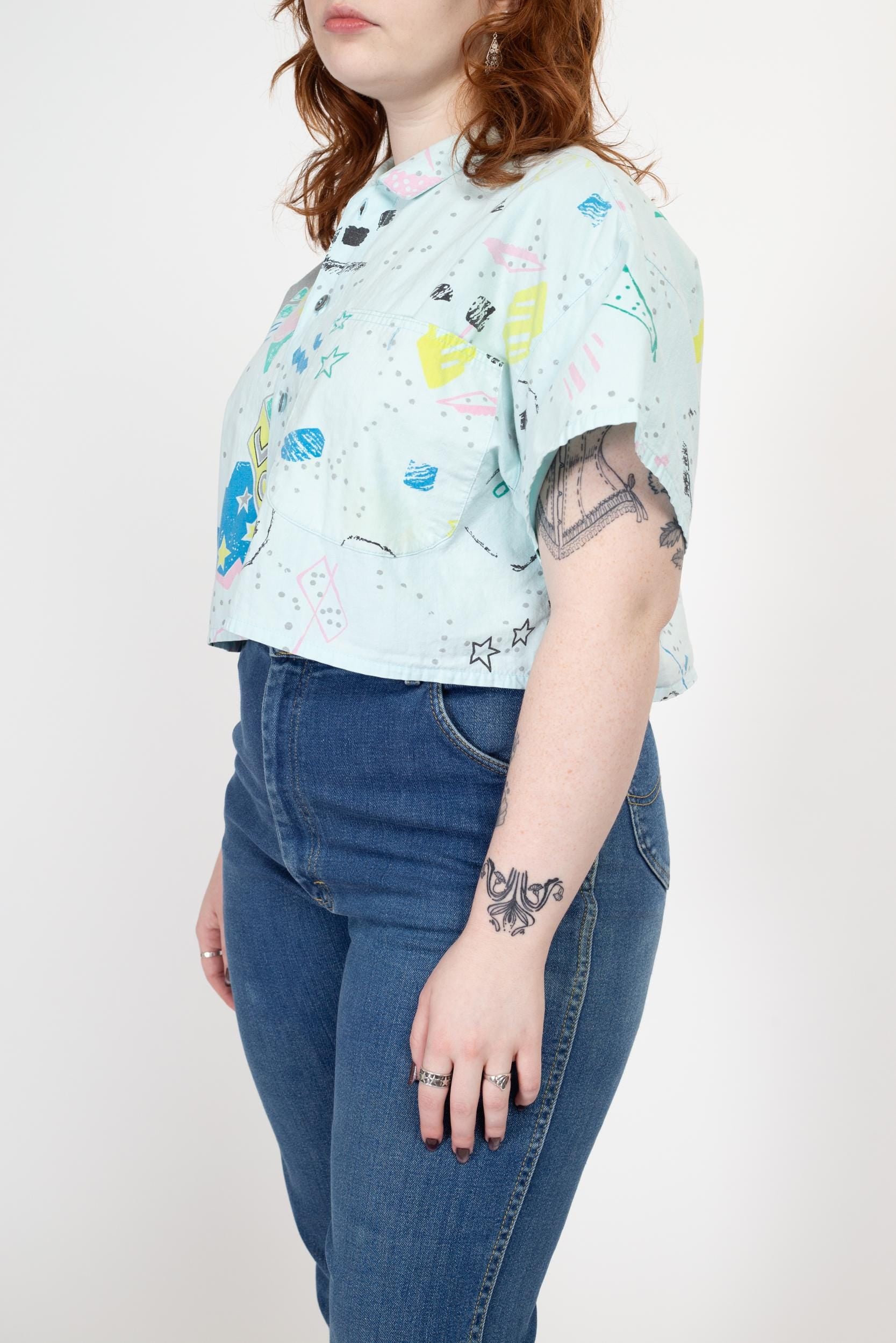 Small-Lrg 80s Vaporwave Print Streetwear Crop Top | Vintage Light Blue Oversized Button Up Collared Cropped Shirt