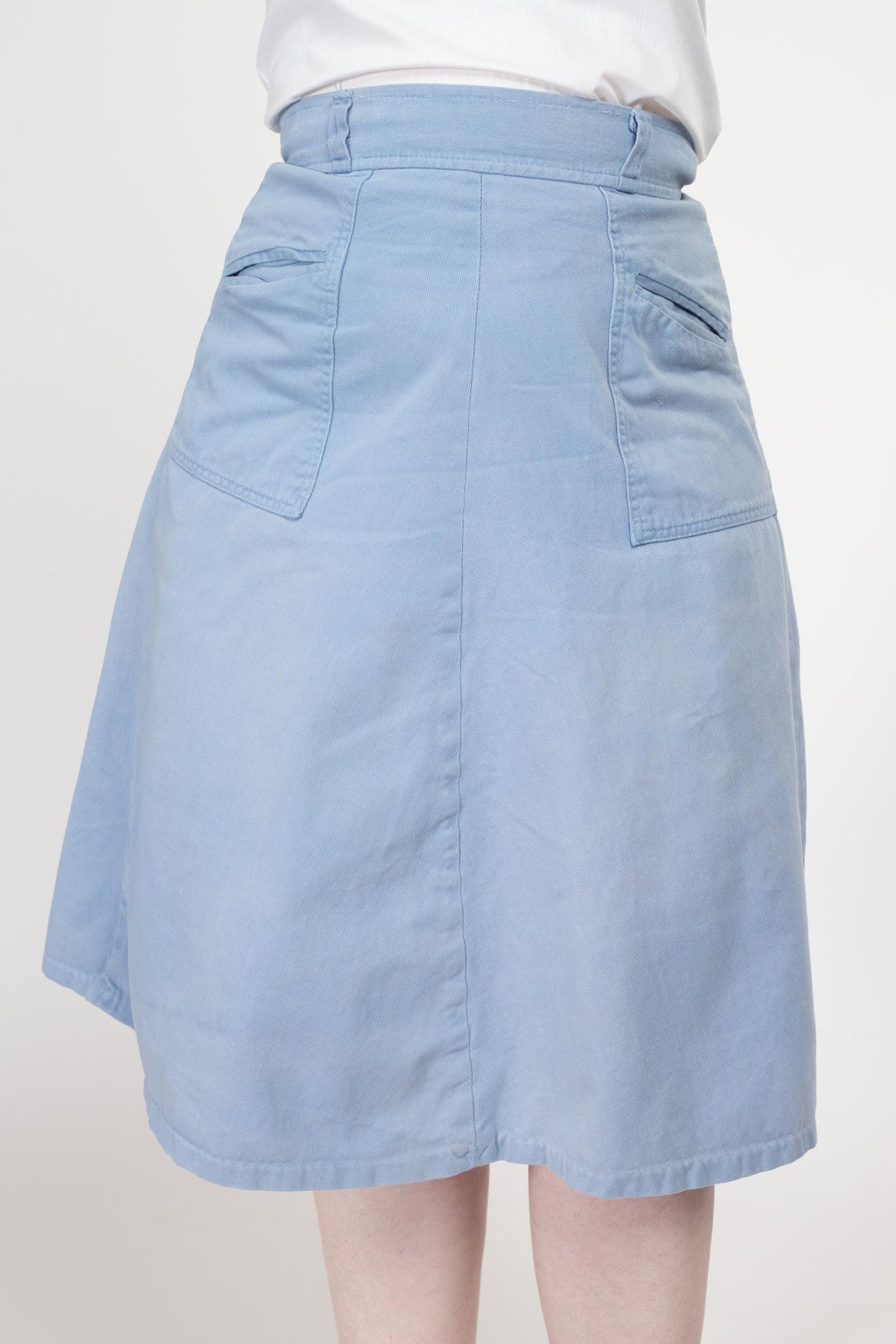 Medium 70s Light Blue Pocket Midi Skirt 29" | Vintage Belted Retro High Waisted A-Line Cotton Skirt