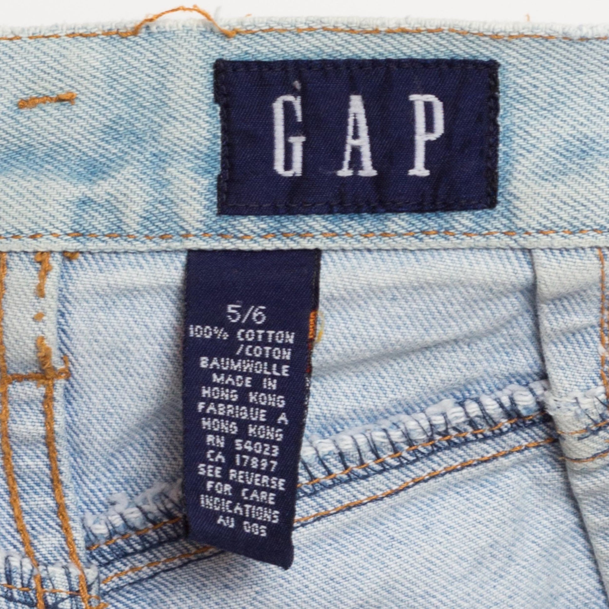 Small 90s Gap Light Wash Pleated High Waisted Jeans 26" | Vintage Faded Tapered Leg Denim Mom Jeans