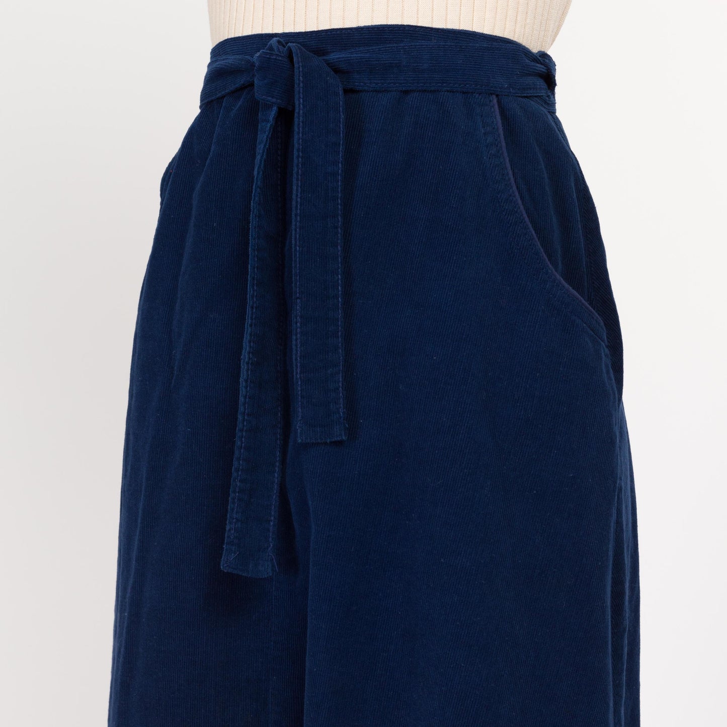 Small 70s Blue Corduroy Midi Wrap Skirt 25"-27" | Vintage A Line High Waist Retro Pocket Skirt