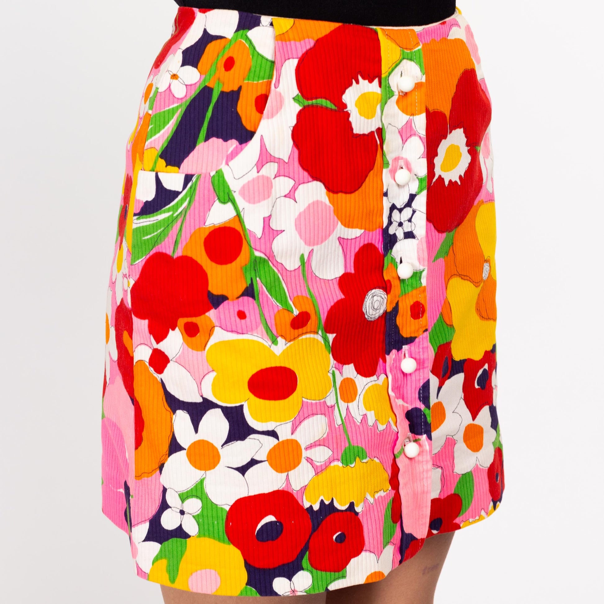 XS 60s Colorful Floral Button Up Mini Skort 25" | Vintage High Waisted Retro Miniskirt Shorts