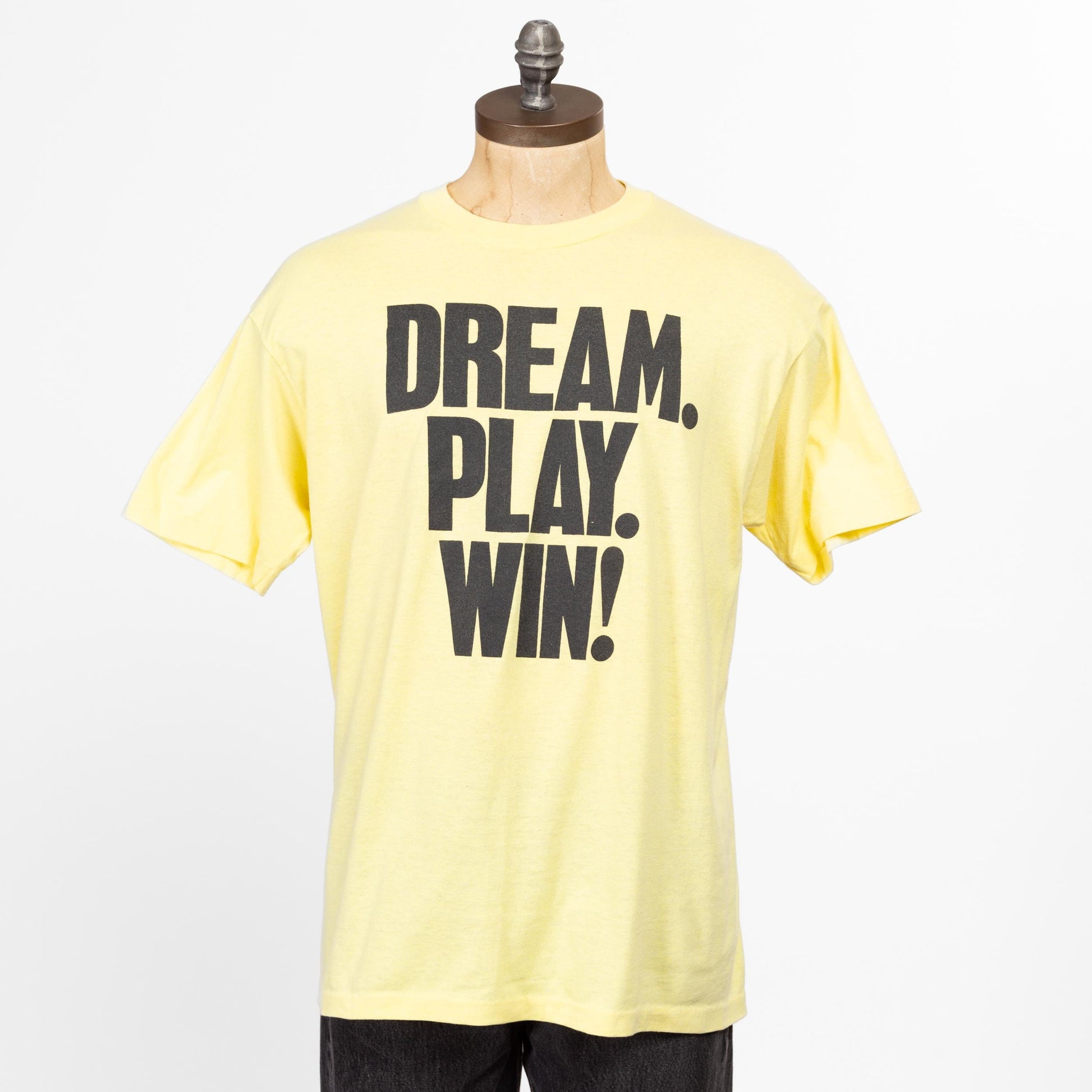 XL 90s Dream Play Win Lotto T Shirt | Vintage Light Yellow Connecticut Lottery Graphic tee