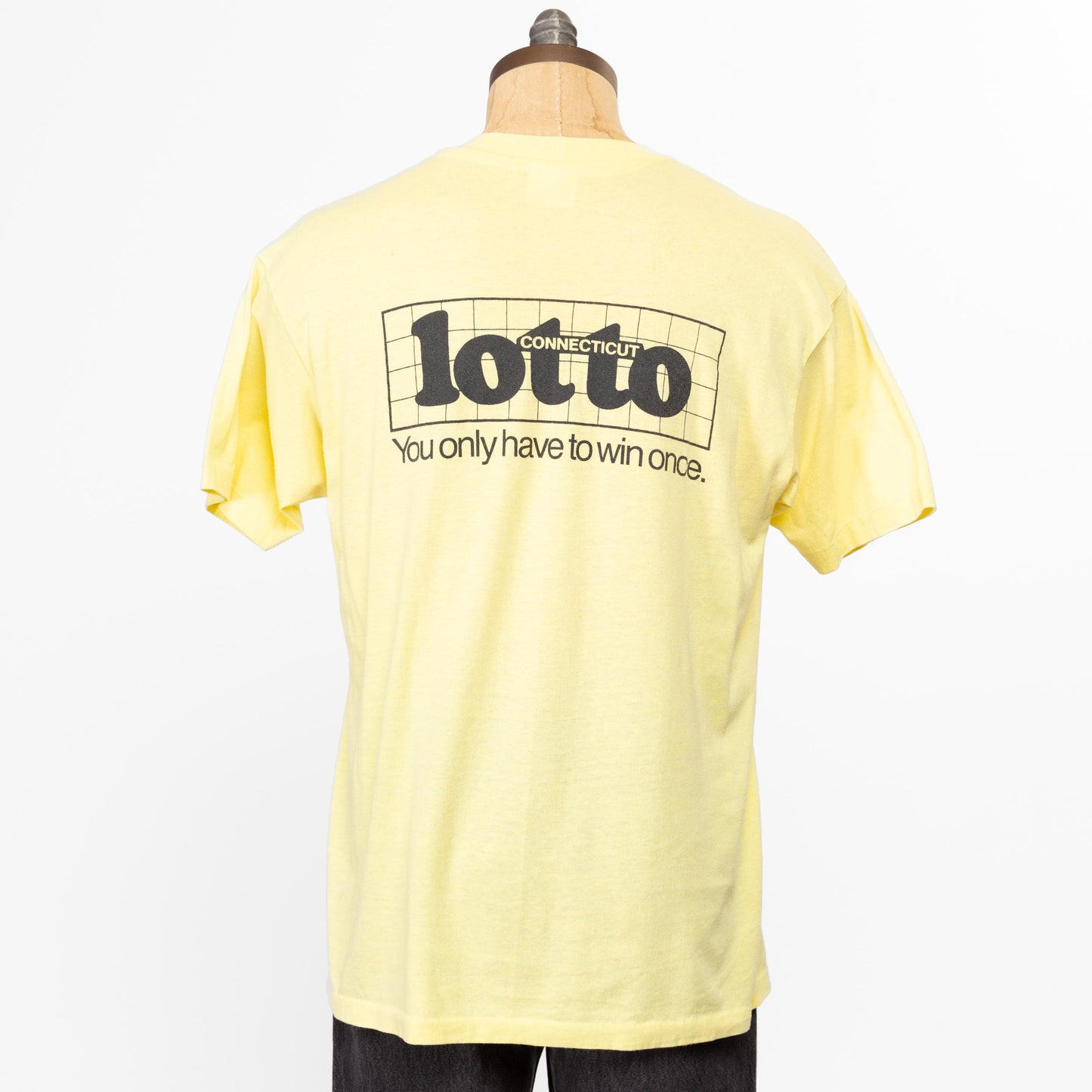 XL 90s Dream Play Win Lotto T Shirt | Vintage Light Yellow Connecticut Lottery Graphic tee