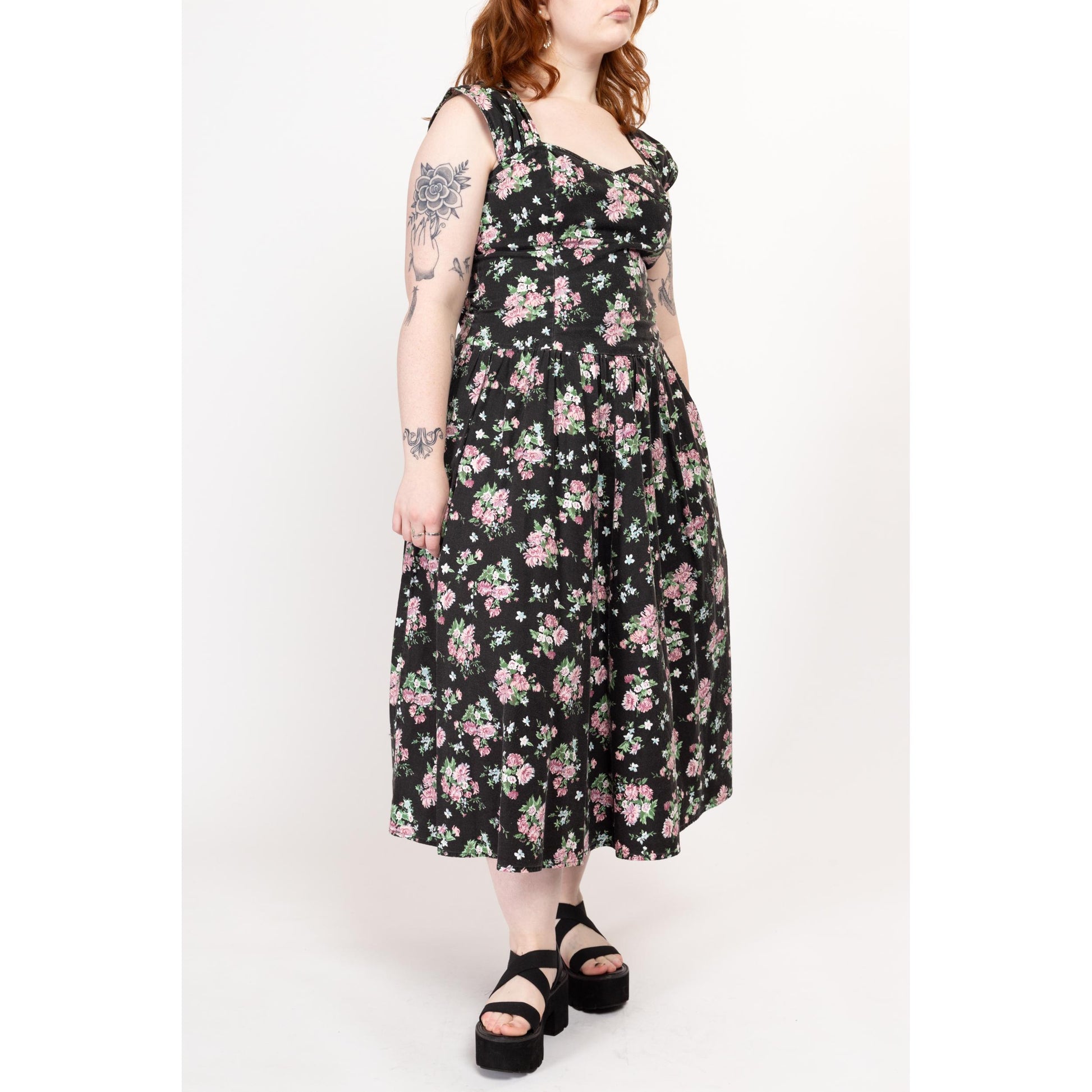 Medium 80s Black Floral Cotton Fit & Flare Dress | Vintage Boho Gothic Sleeveless Maxi Sundress