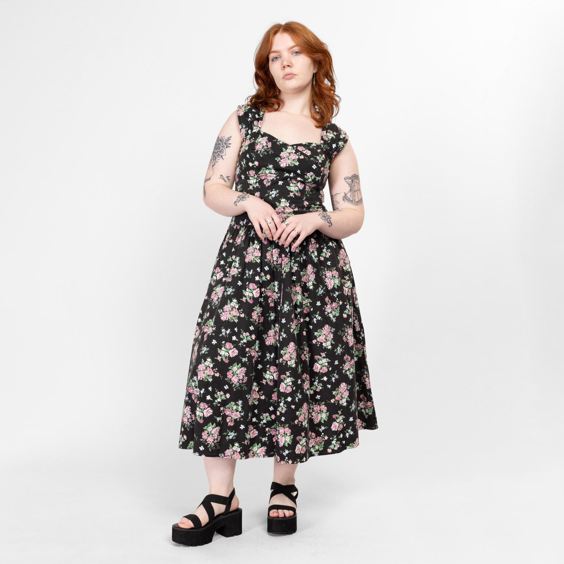 Medium 80s Black Floral Cotton Fit & Flare Dress | Vintage Boho Gothic Sleeveless Maxi Sundress