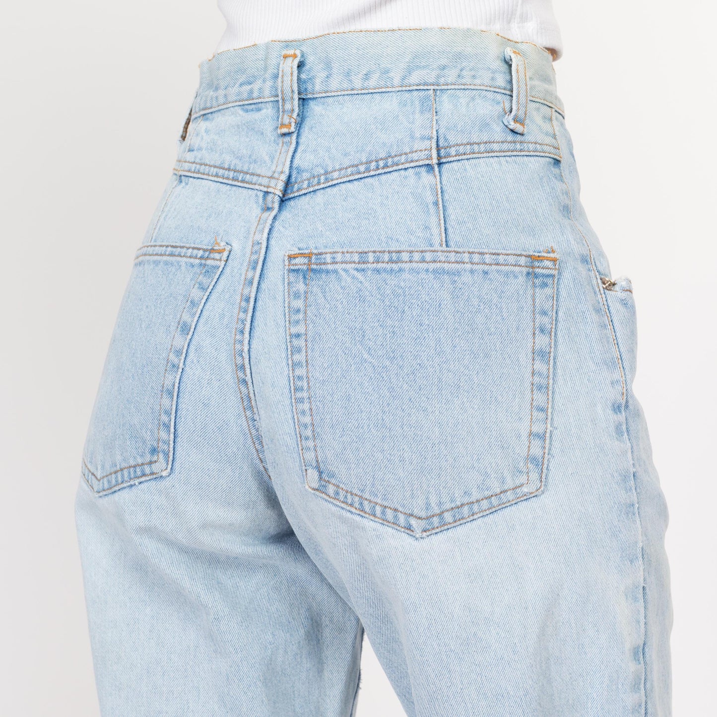 Small 90s Gap Light Wash Pleated High Waisted Jeans 26" | Vintage Faded Tapered Leg Denim Mom Jeans