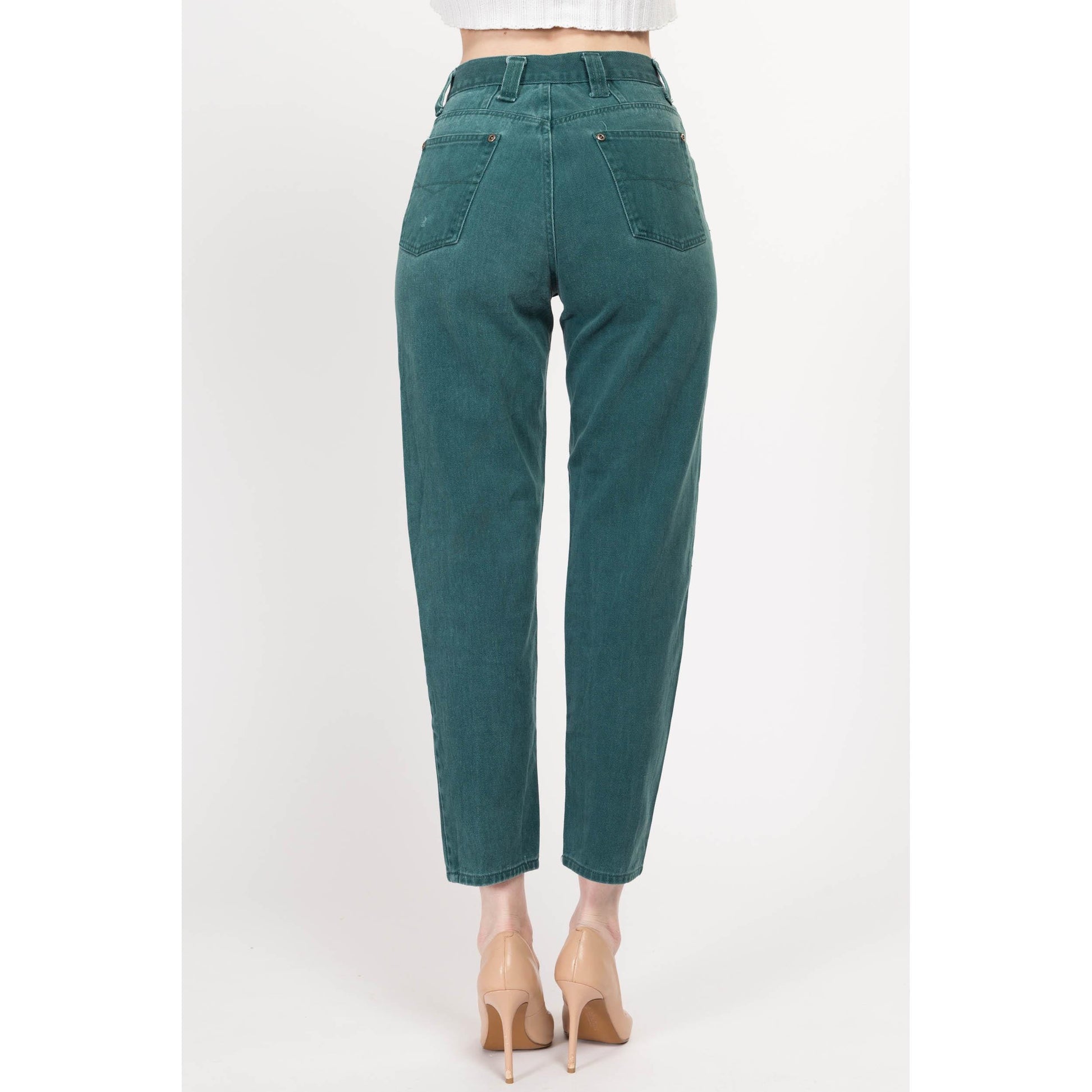 XS-Sm 90s Emerald Green Soft Mid Rise Jeans 26" | Vintage Short Inseam Denim Petite Tapered Leg Mom Jeans