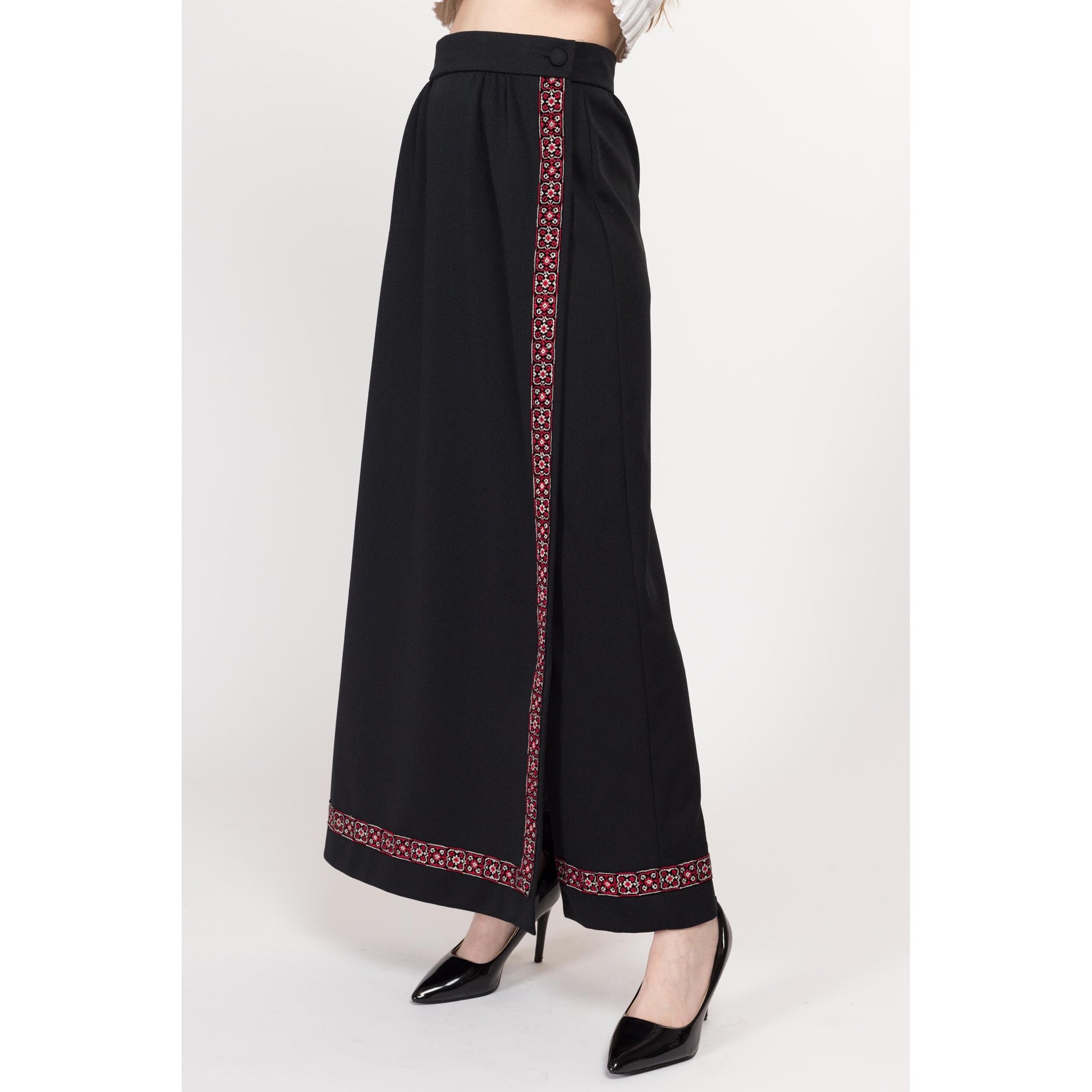 Small 70s Black Embroidered Maxi Wrap Skirt 26.5" | Vintage High Waisted Long A Line Skirt