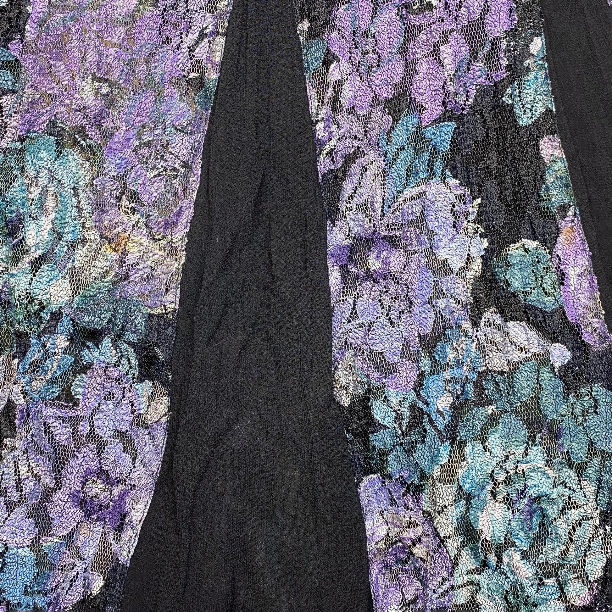 Small 90s Boho Dark Floral Lace Flowy Maxi Dress | Vintage Black Blue Purple Short Sleeve Summer Sundress