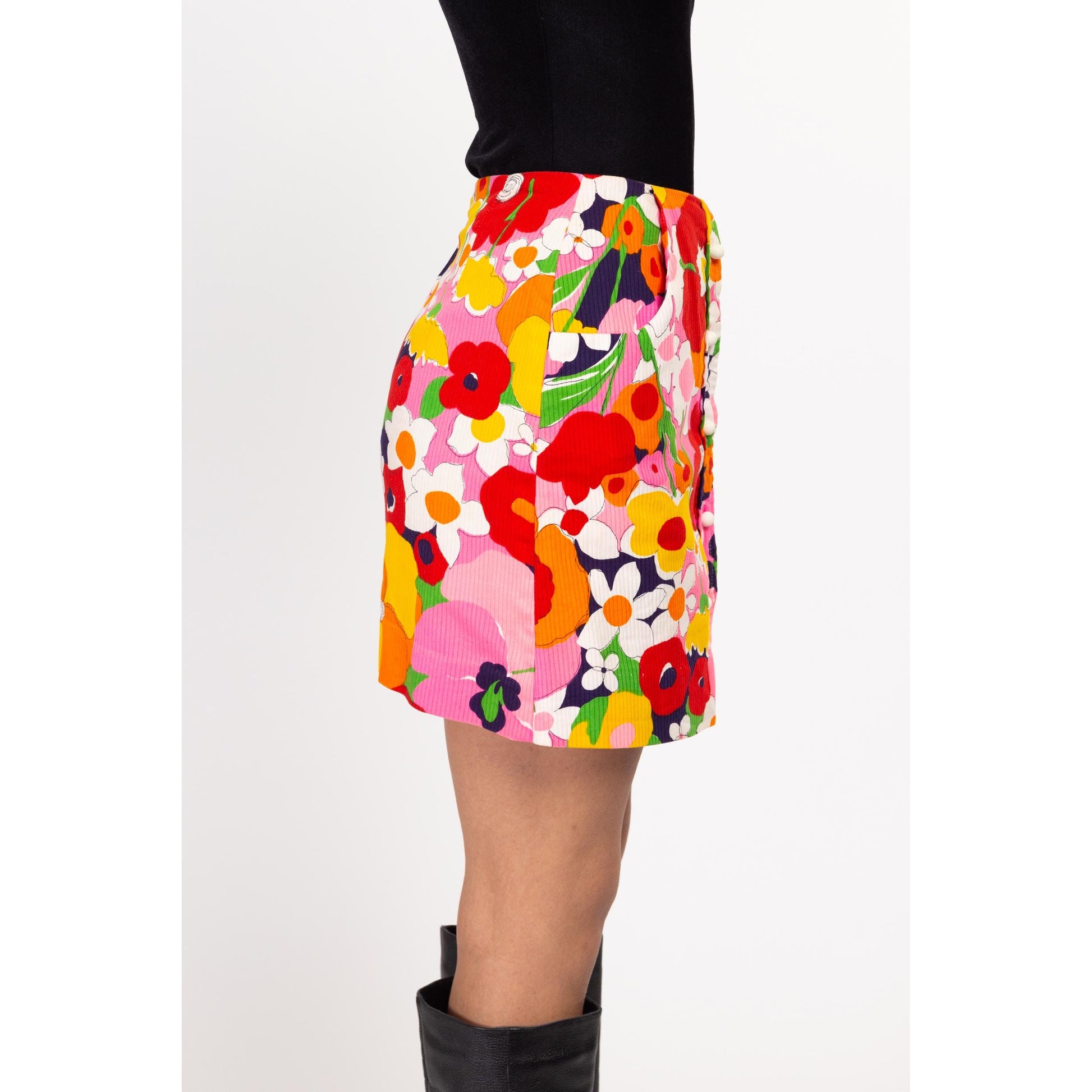 XS 60s Colorful Floral Button Up Mini Skort 25" | Vintage High Waisted Retro Miniskirt Shorts