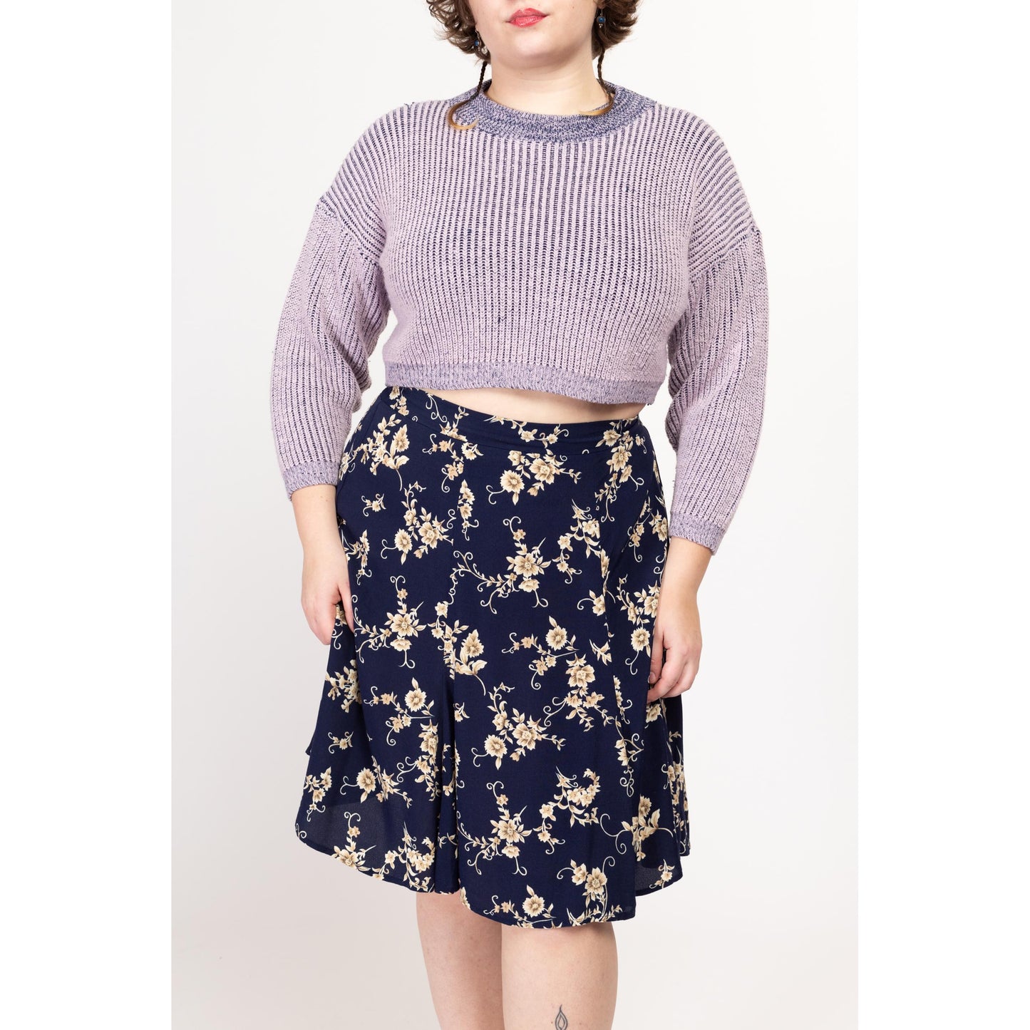 Large 90s Navy Floral Knee Length Skirt 31"-35" | Vintage High Waisted Flowy Mini Midi Skater Skirt