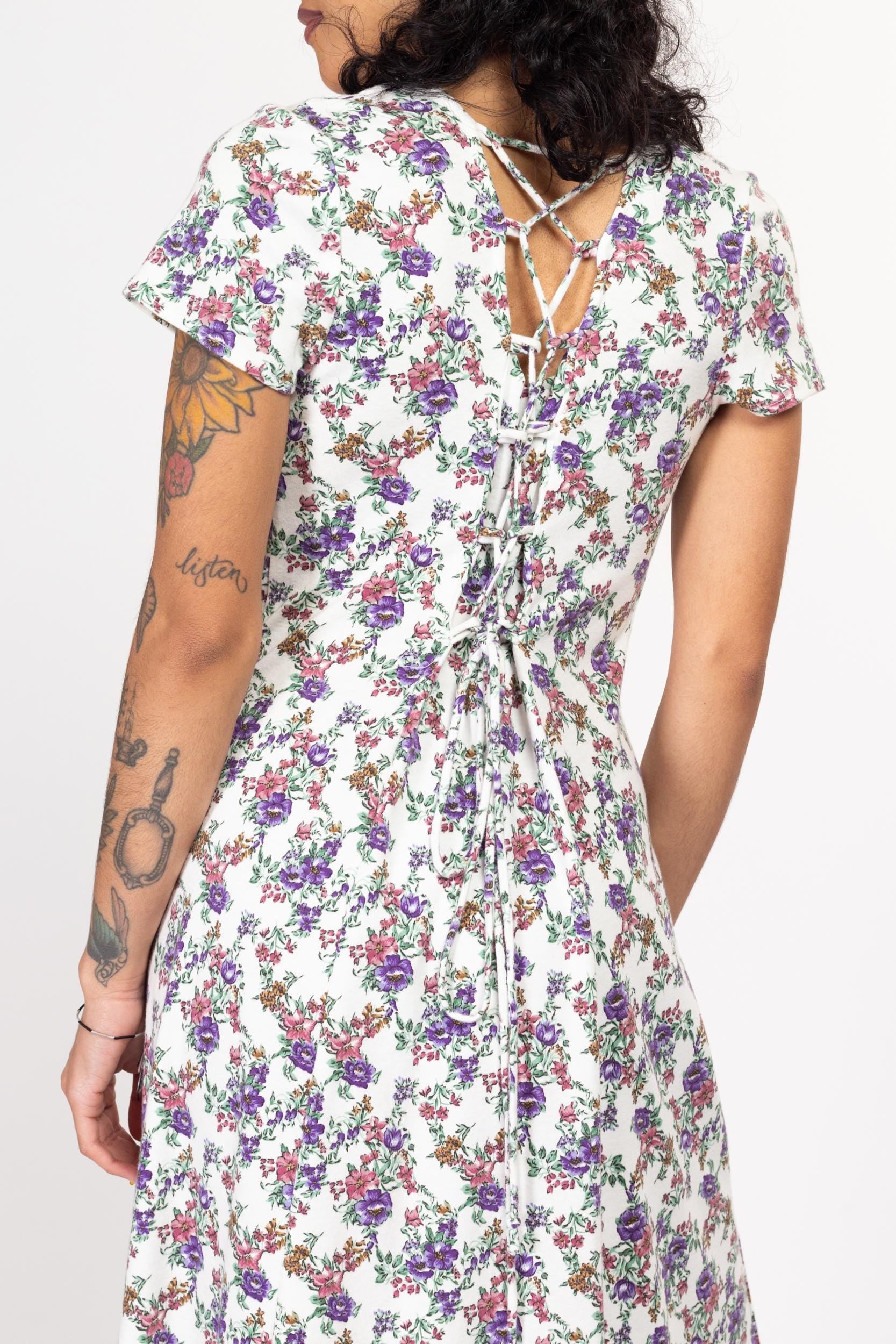 Small 90s White Floral Corset Back Midi Sundress | Vintage Button Up Short Sleeve Boho Grunge Dress