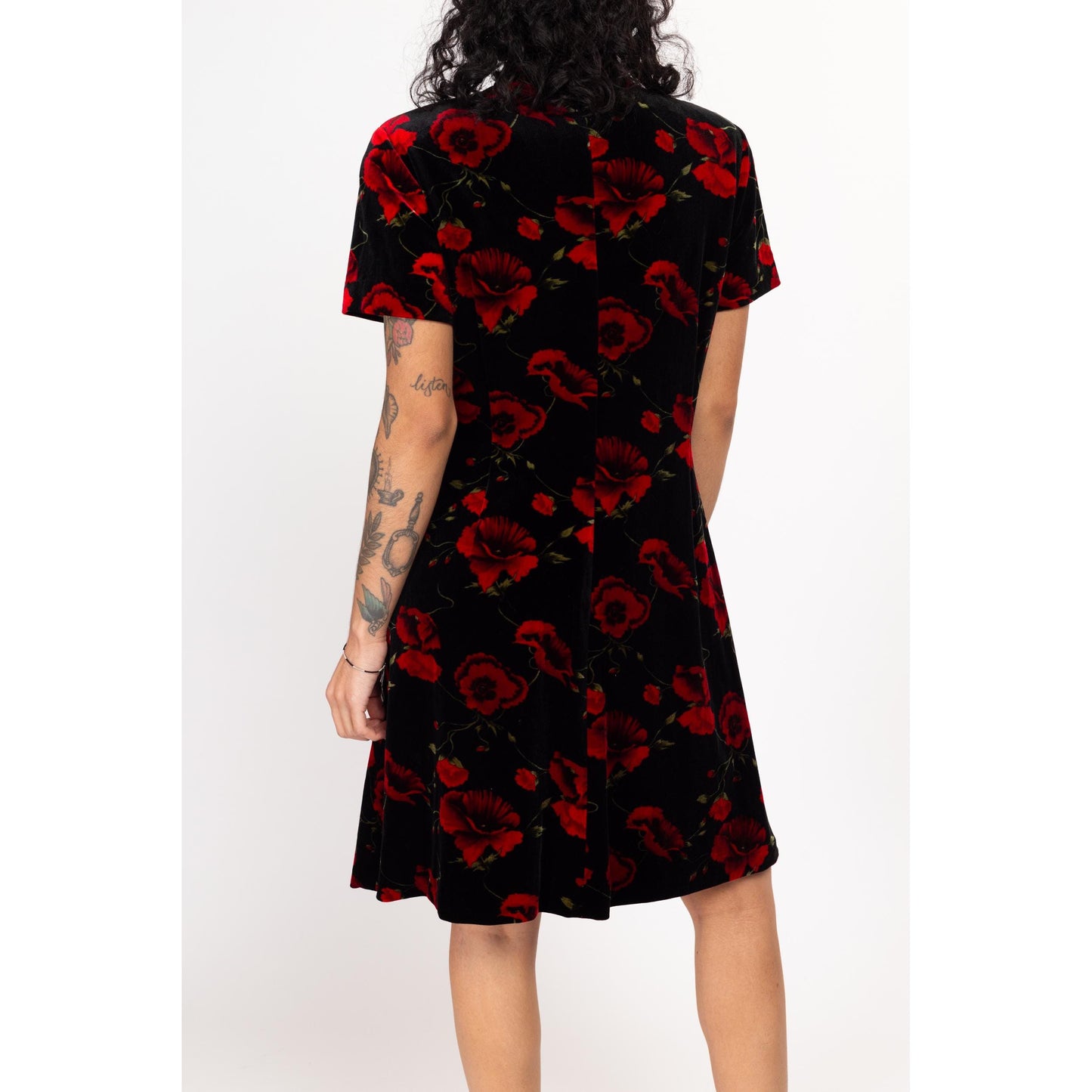 Medium 90s Black & Red Poppy Floral Velvet Cheongsam Midi Dress | Vintage Short Sleeve Chinese Formal Qipao