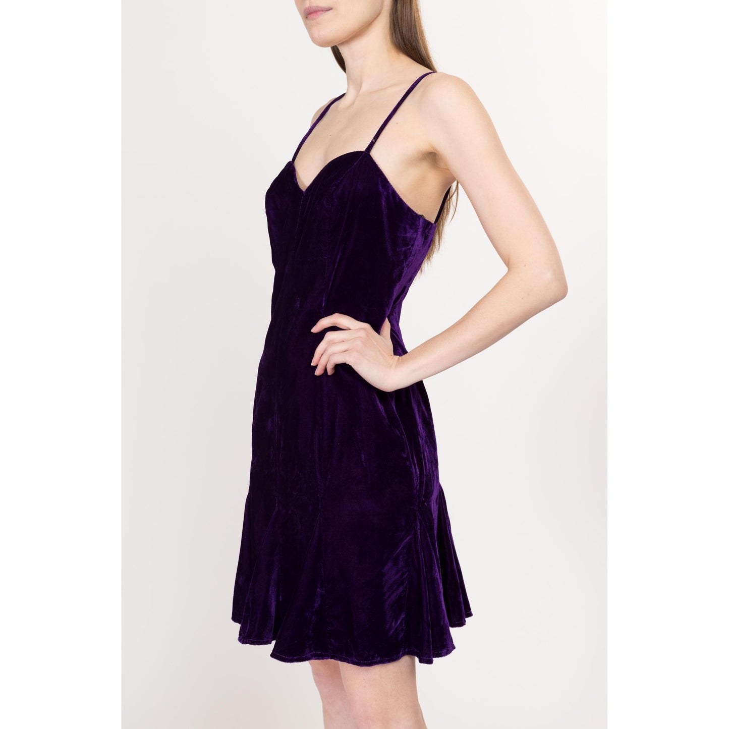 Small 80s Royal Purple Velvet Party Dress Size 6 | Vintage Fit & Flare Sweetheart Neck Mini Prom Dress