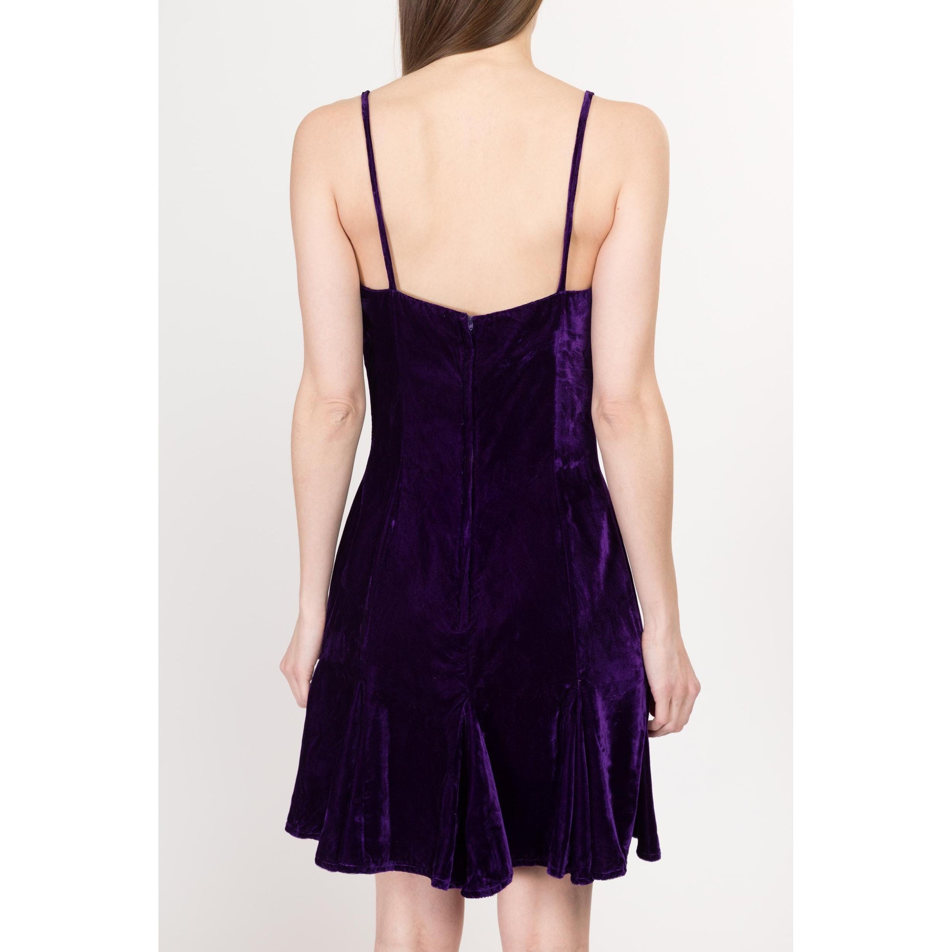 Small 80s Royal Purple Velvet Party Dress Size 6 | Vintage Fit & Flare Sweetheart Neck Mini Prom Dress