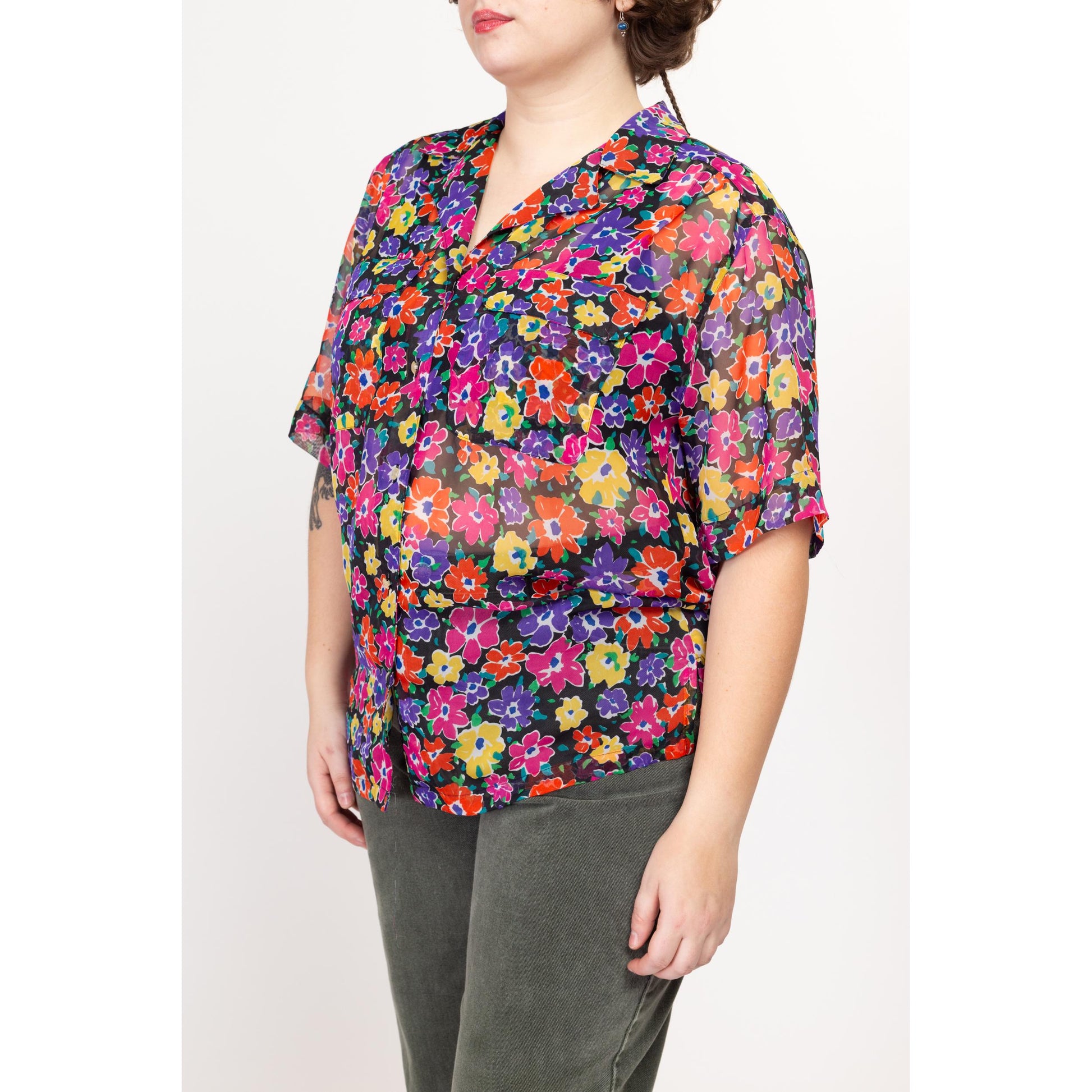 XL 90s Sheer Colorful Floral Blouse | Vintage Short Sleeve Button Up Collared Top