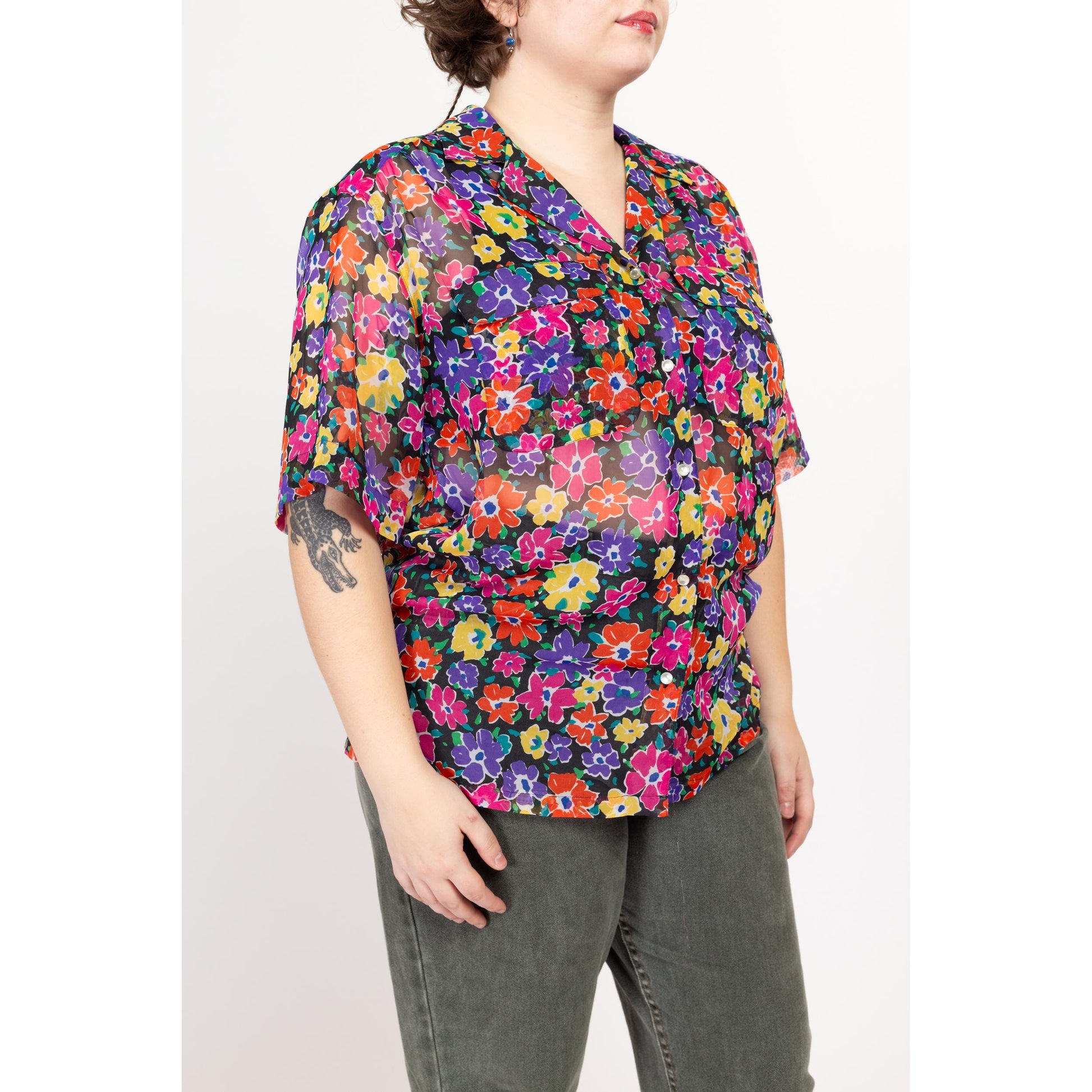 XL 90s Sheer Colorful Floral Blouse | Vintage Short Sleeve Button Up Collared Top