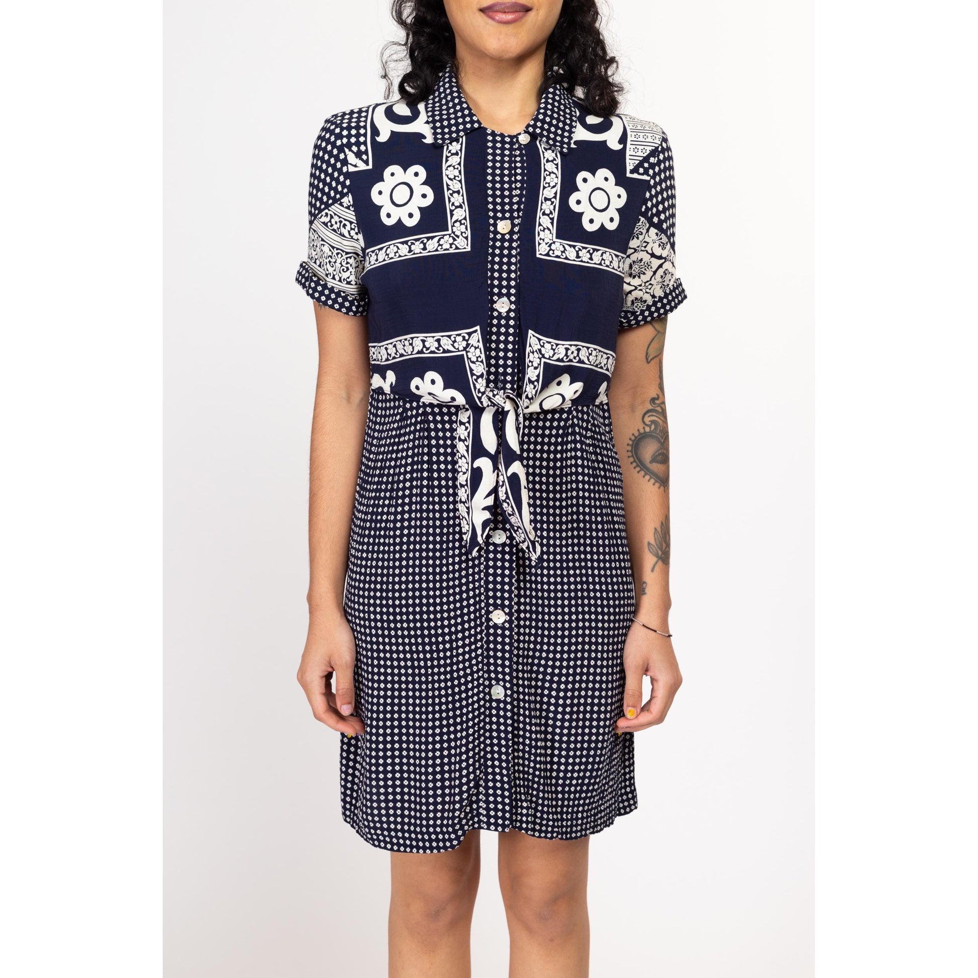 Medium 90s Navy Blue & White Batik Floral Print Boho Mini Dress | Vintage Grunge Short Sleeve Button Front Summer Sundress