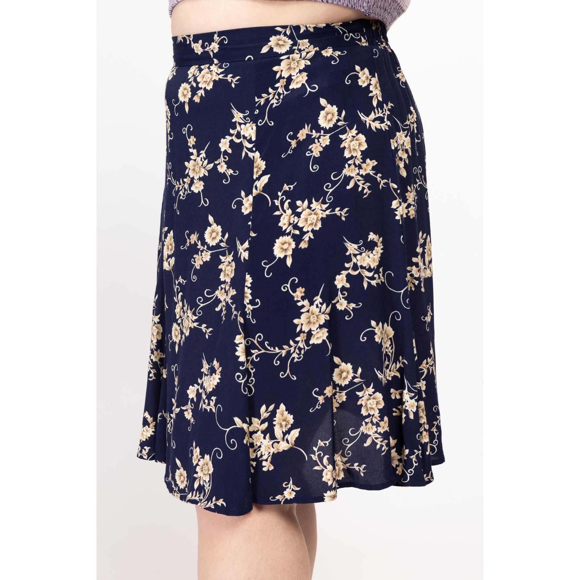 Large 90s Navy Floral Knee Length Skirt 31"-35" | Vintage High Waisted Flowy Mini Midi Skater Skirt