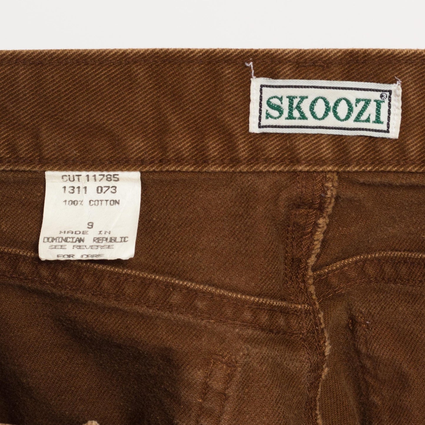 Medium 90s Brown High Waisted Jeans 28" | Vintage Denim Tapered Leg Mom Jeans