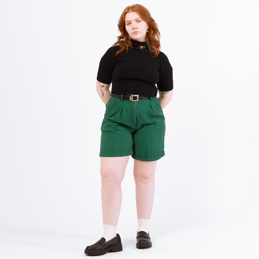 Vintage 90s Green Houndstooth Soft Cotton Belted Shorts - Large, 32" Waist | Pleated High Waisted Mom Shorts