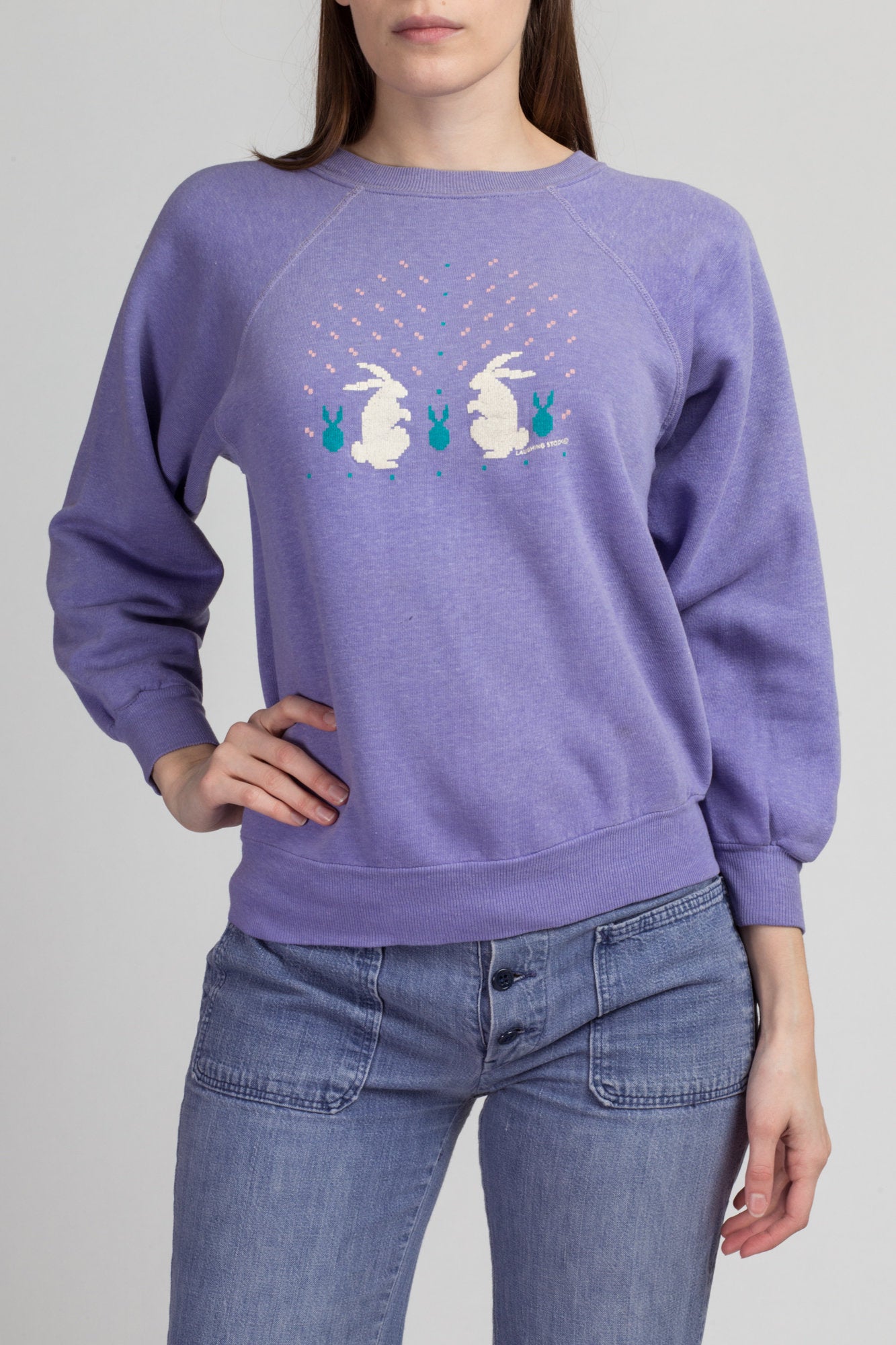 80s Bunny Cross Stitch Sweatshirt - Small – Flying Apple Vintage