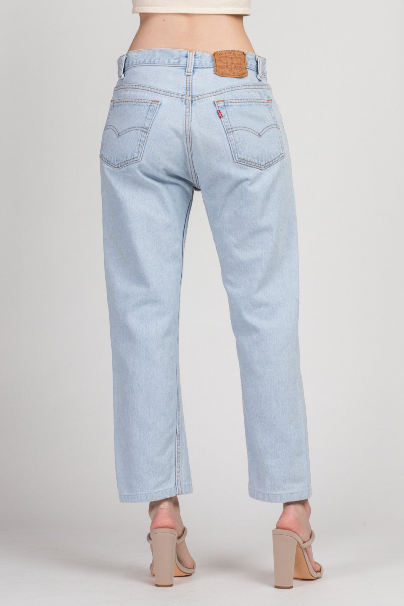Vintage LEVI'S Boyfriend Jeans In Your Size Denim Levi Mid-High-Waist  Vintage Distressed Jeans