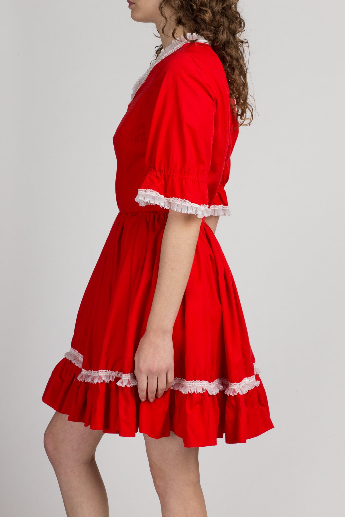 70s Red Ruffle Square Dance Dress - Medium to Large – Flying Apple