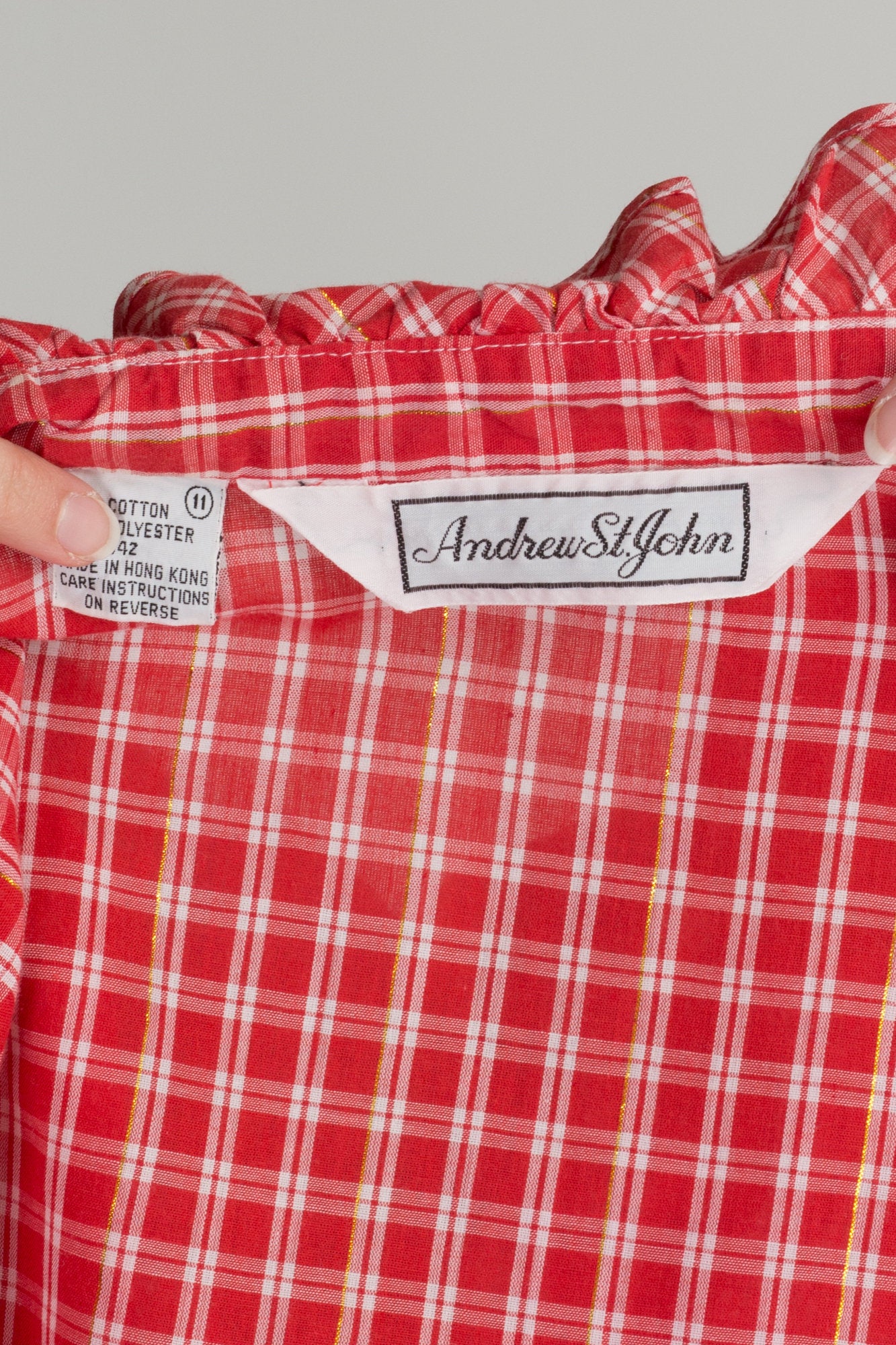 70s Red & White Plaid Ruffle Collar Shirt - Small – Flying Apple Vintage