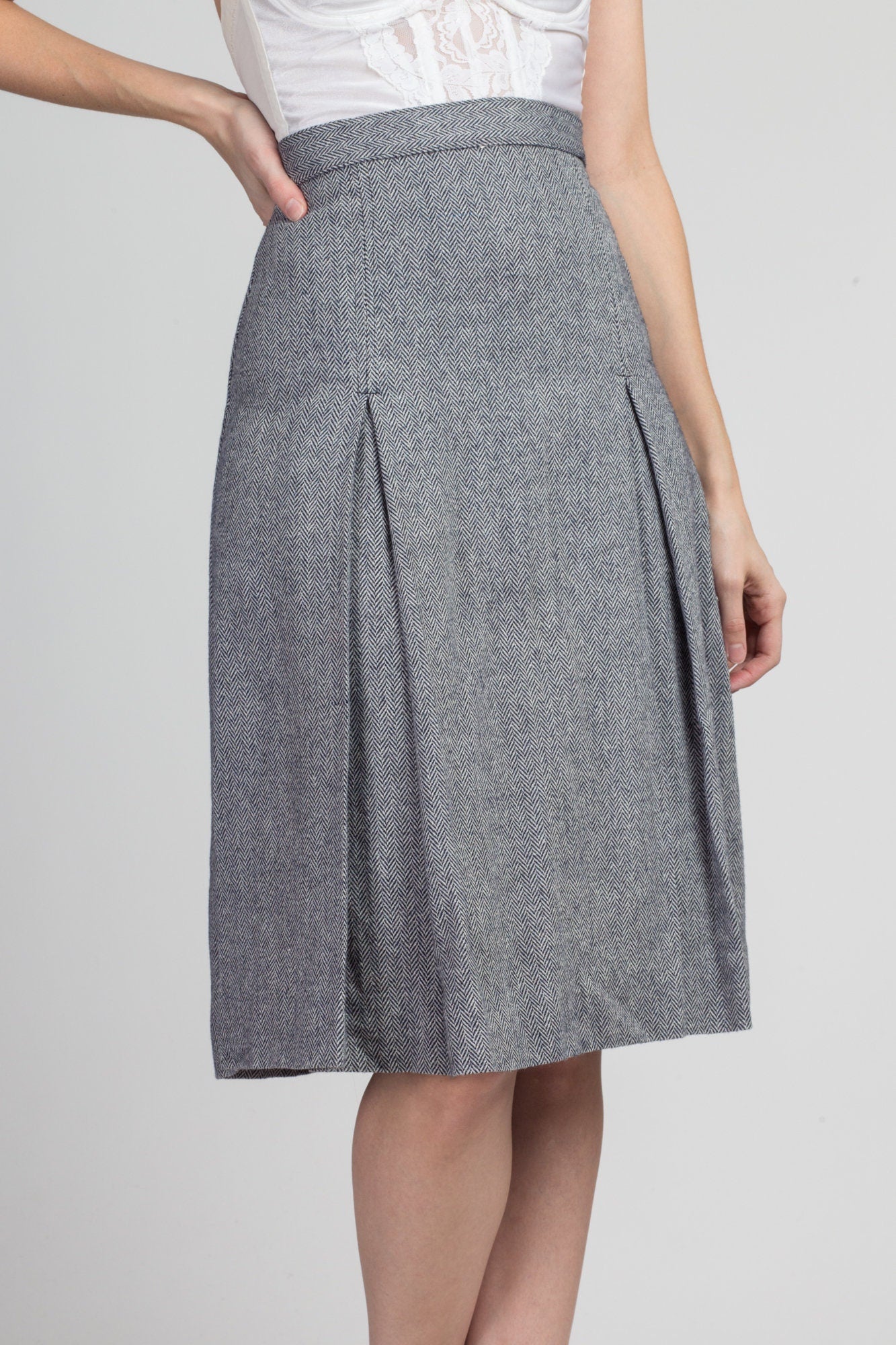 70s Herringbone Pleated Wool Skirt - Extra Small, 24