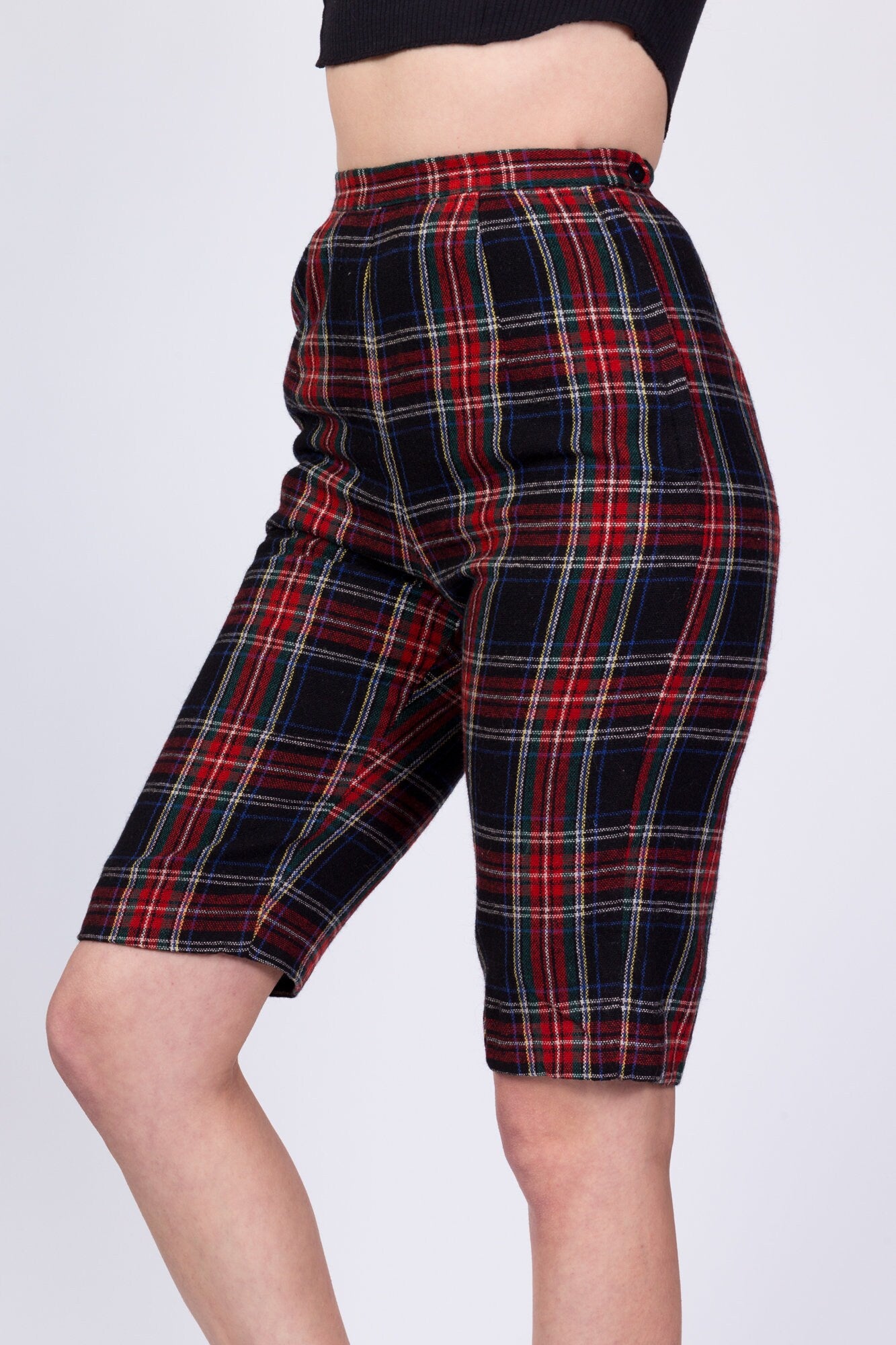 70s Red & Black Plaid Long Fitted Shorts - Extra Small, 24