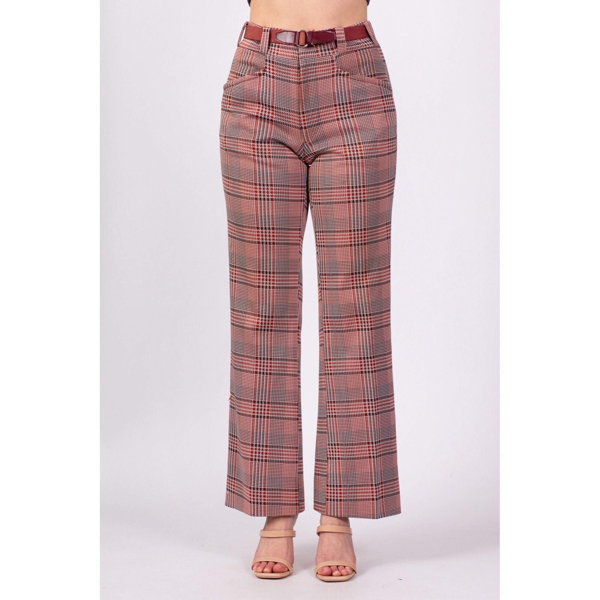 How to style plaid trousers - Quora