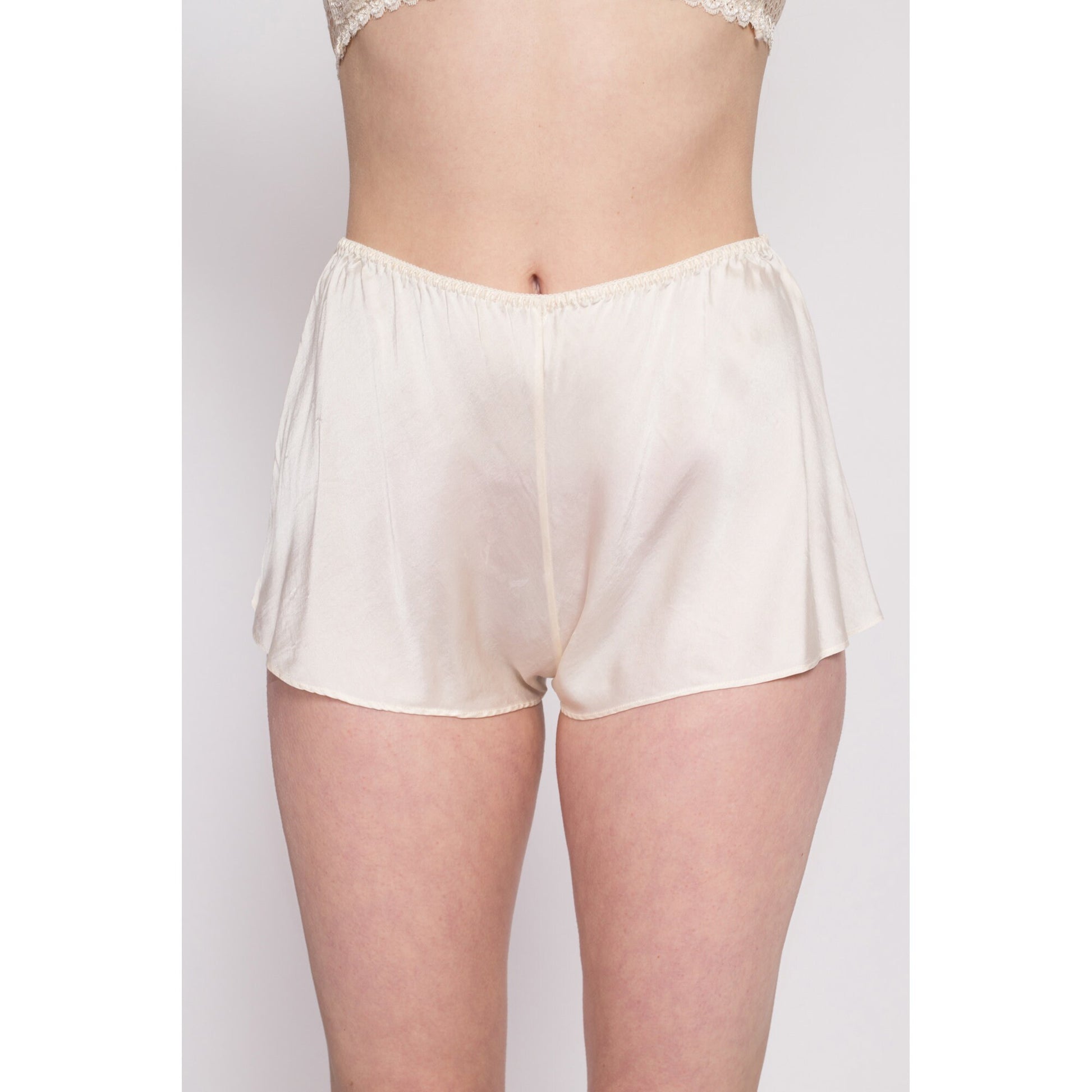 80s 90s Victoria's Secret Ivory Silk Tap Shorts - Medium – Flying