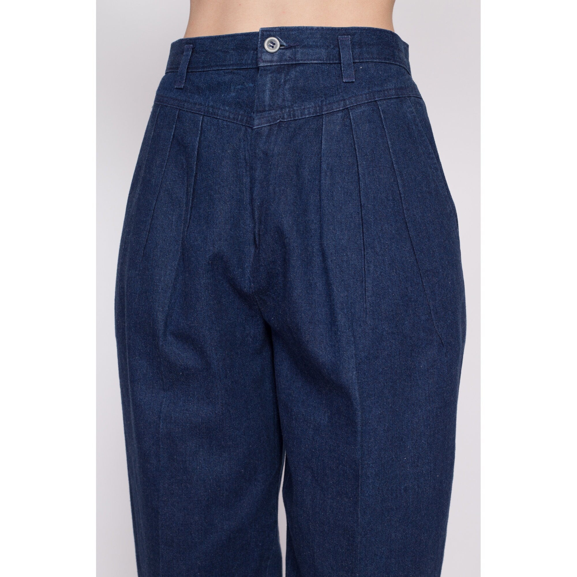 Levis hot sale pleated trousers