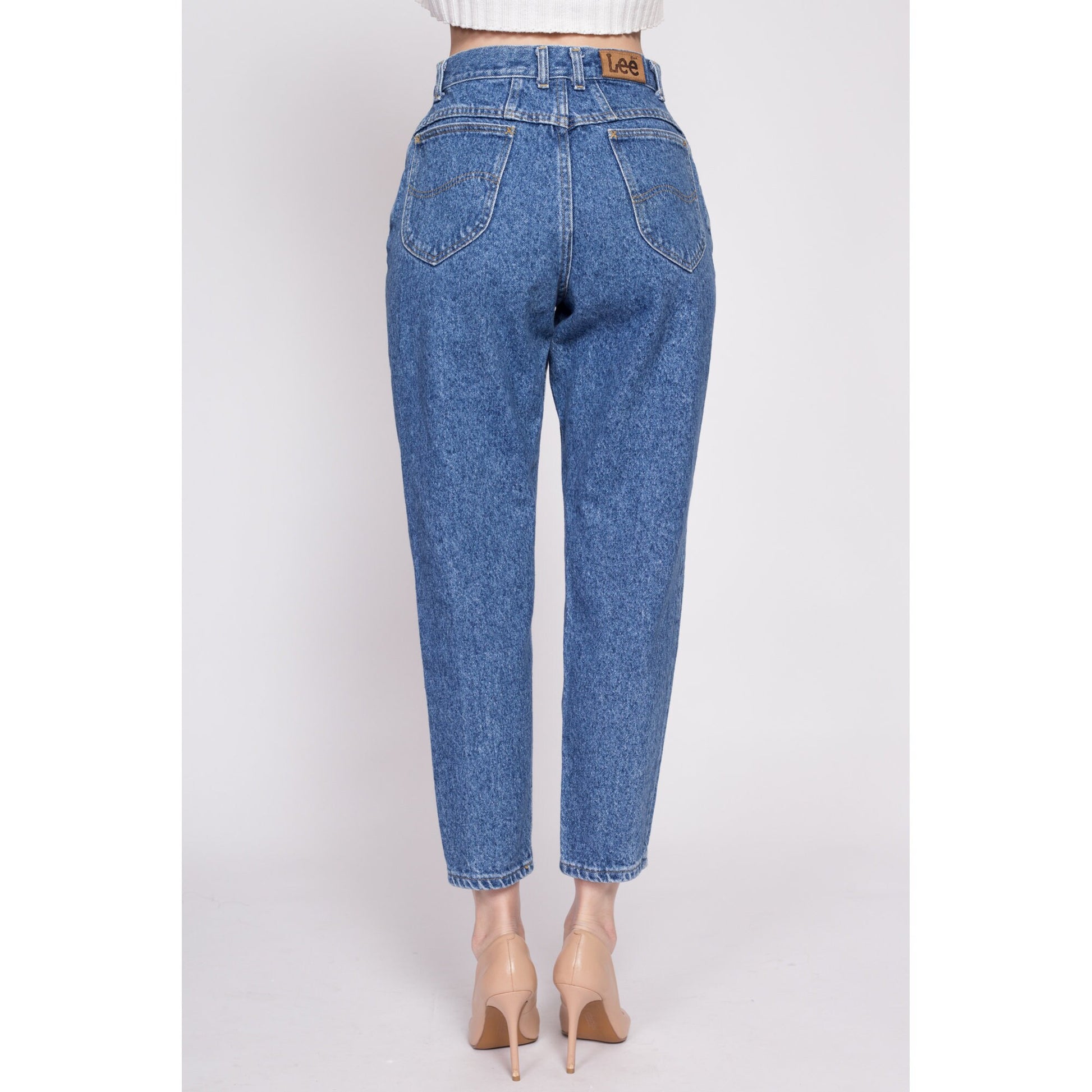 80s Lee Riders High Waisted Stonewash Mom Jeans - Small to Petite Medi –  Flying Apple Vintage